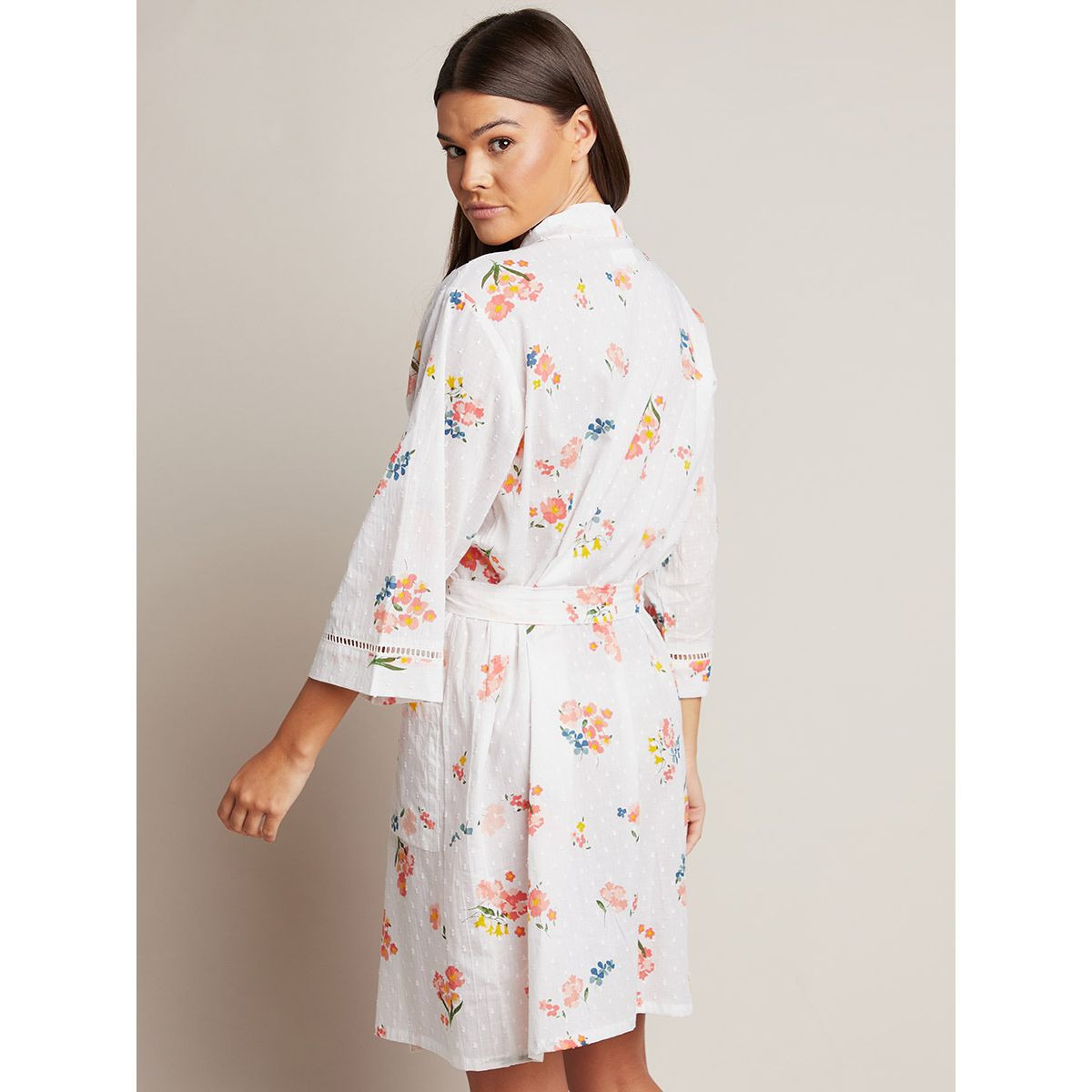 روب قطن بطبعات ازهار من ستايلي-women-clothing-nightwear-robes-image-4