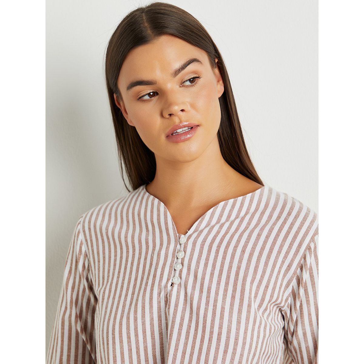 مجموعة من بلوزة بأزرار وبنطلون مطبوع من ستايلي-women-clothing-nightwear-pyjamas-longsets-image-4