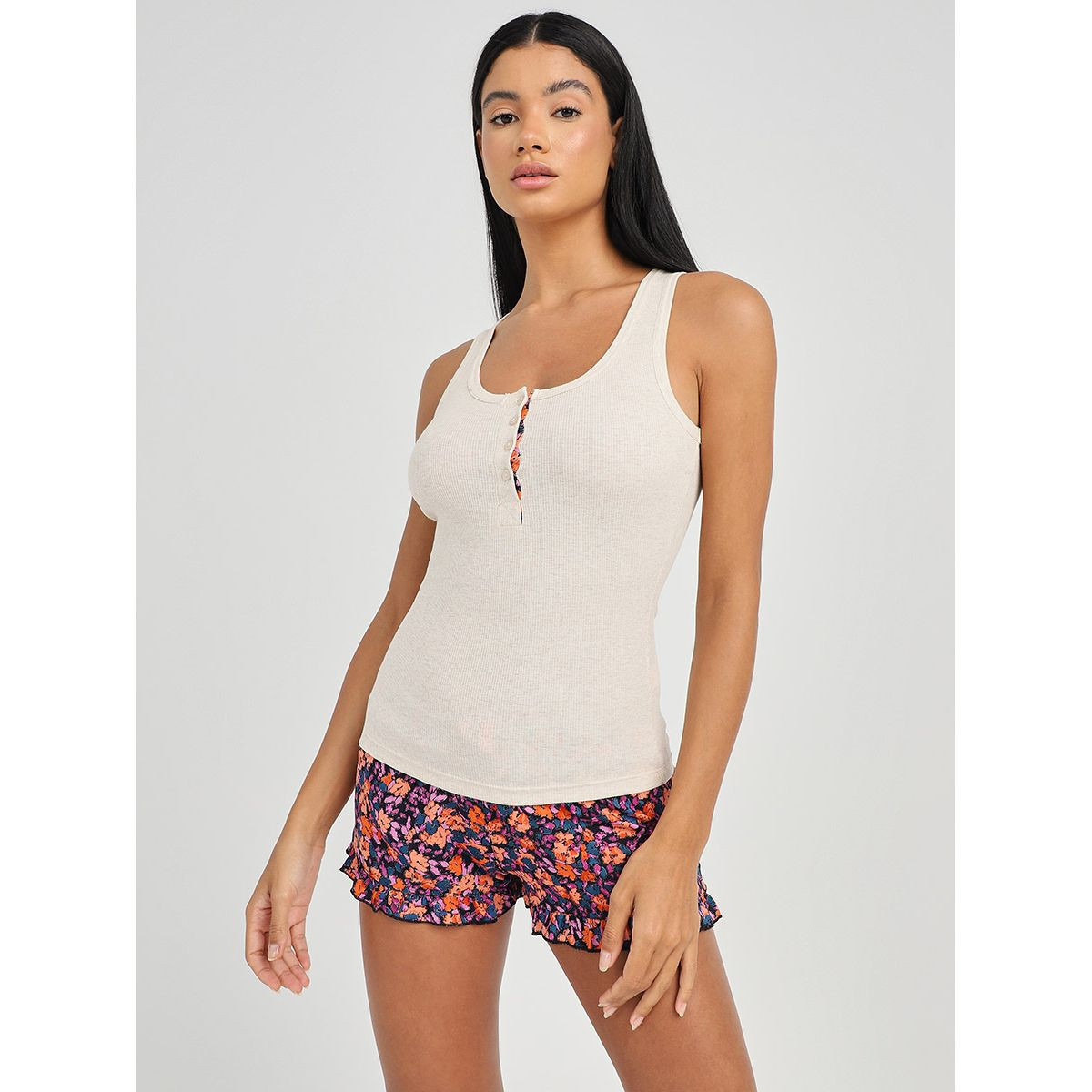 طقم من بلوزة كَت وشورت من ستايلي-women-clothing-nightwear-pyjamas-longsets-image-3