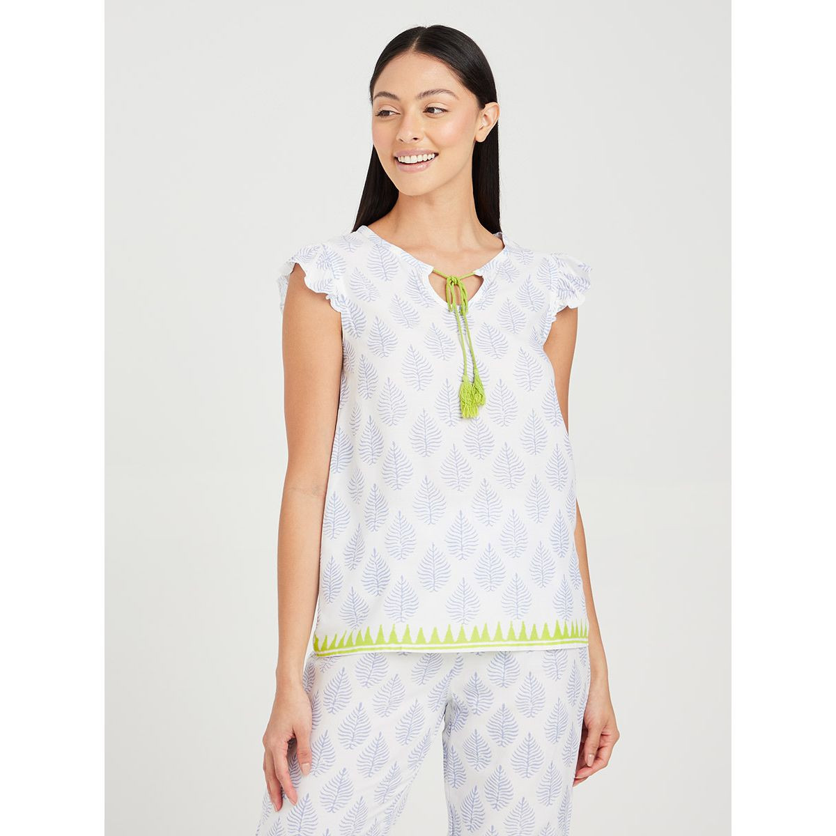 طقم بيجاما ( تيشيرت وبنطال ) من ستايلي-women-clothing-nightwear-pyjamas-longsets-image-2