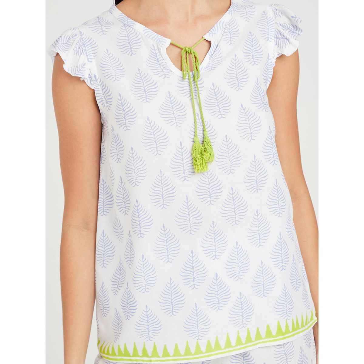 Styli All Over Print Tassel Detail T-shirt and Pyjama Set-women-clothing-nightwear-pyjamas-longsets-image-3