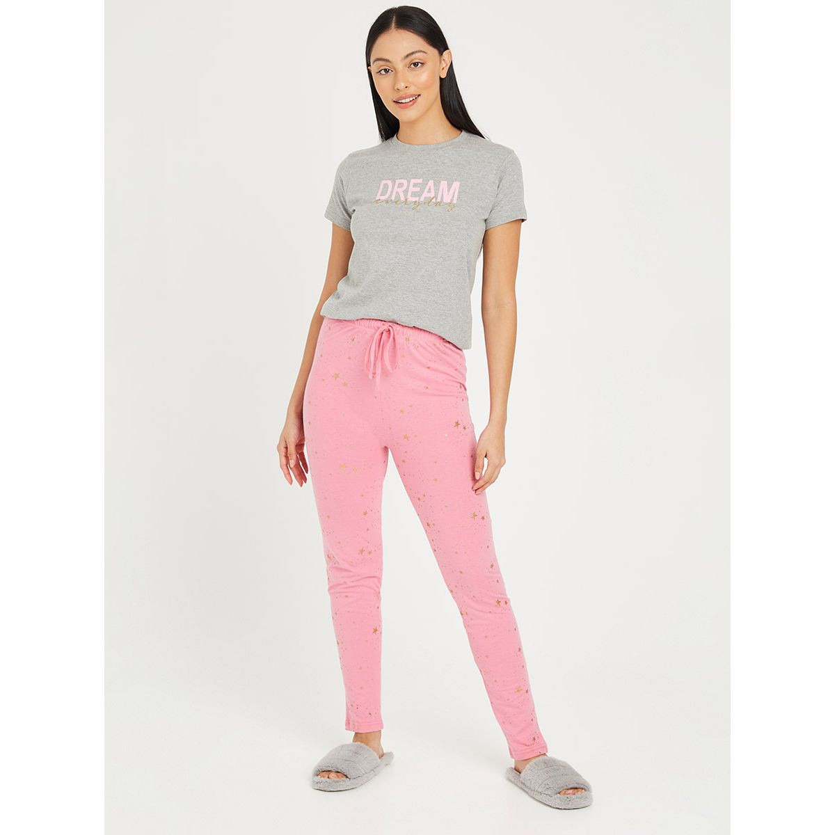 طقم بيجاما من ( تيشيرت + شورت ) من ستايلي-women-clothing-nightwear-pyjamas-longsets-image-1