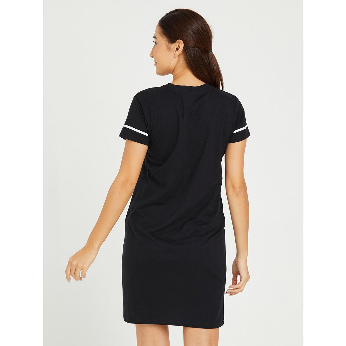 فستان مطبع بشعار من ستايلي-women-clothing-nightwear-nighties-image-4
