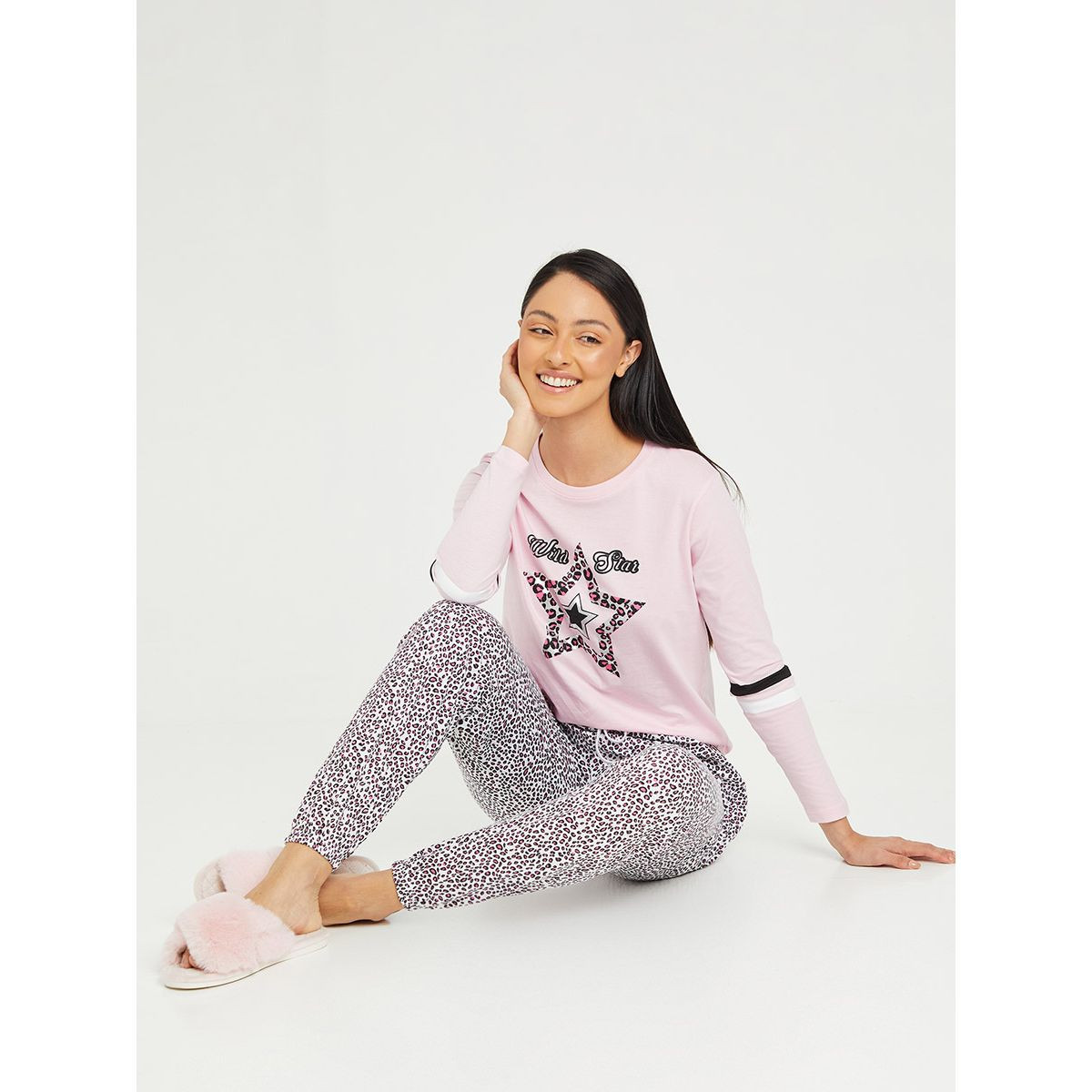 طقم بيجاما من ( بلوزة باكمام طويلة + بنطال ) من ستايلي-women-clothing-nightwear-pyjamas-longsets-image-1