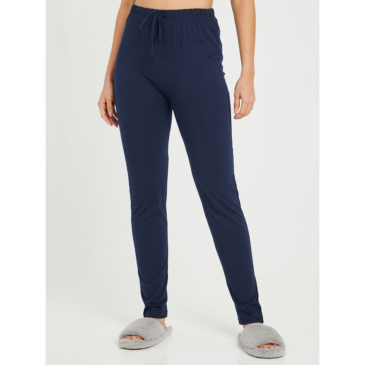 طقم بيجاما من ( تيشيرت + بنطال ) من ستايلي-women-clothing-nightwear-pyjamas-longsets-image-4