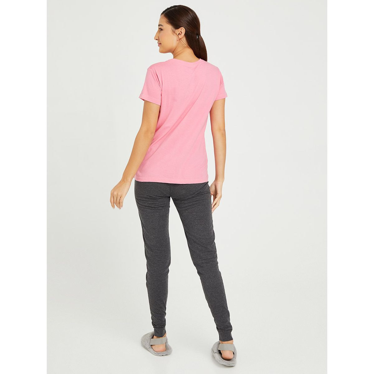 طقم بيجاما من ( تيشيرت + بنطال ) من ستايلي-women-clothing-nightwear-pyjamas-longsets-image-5