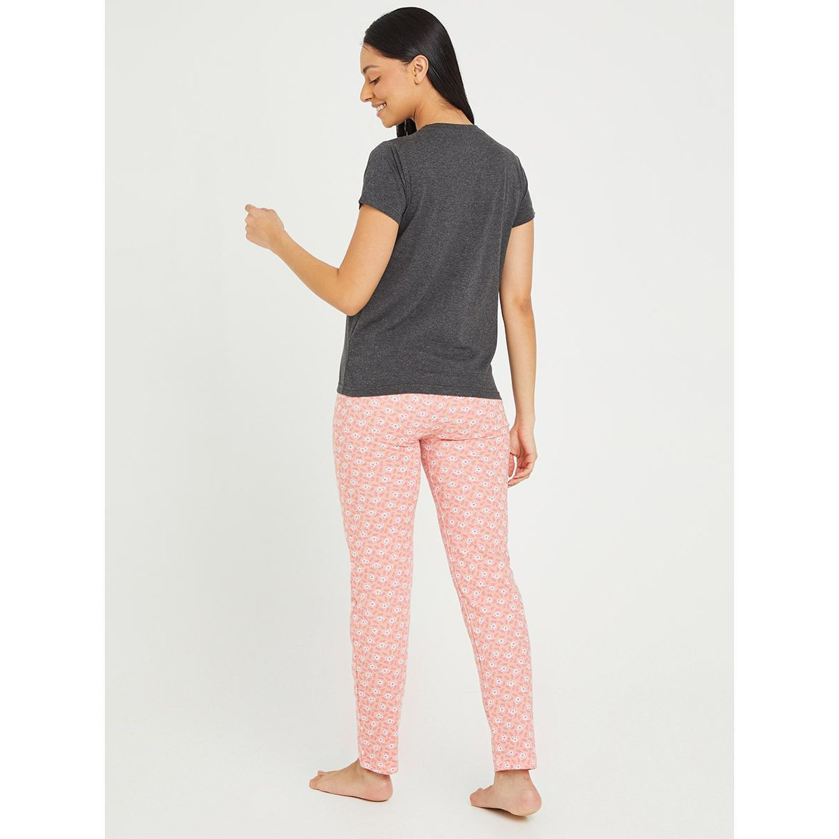 Styli Cotton Free Hugs Slogan Print T-shirt and Koala AOP Pyjama Set-women-clothing-nightwear-pyjamas-longsets-image-5