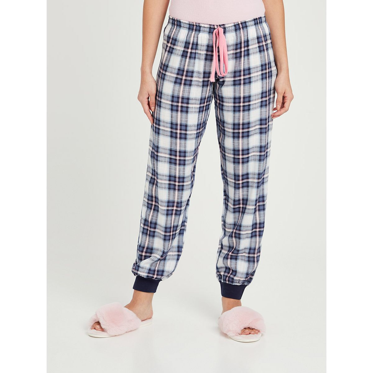 طقم بيجاما ( تيشيرت + بنطال ) من ستايلي-women-clothing-nightwear-pyjamas-longsets-image-5
