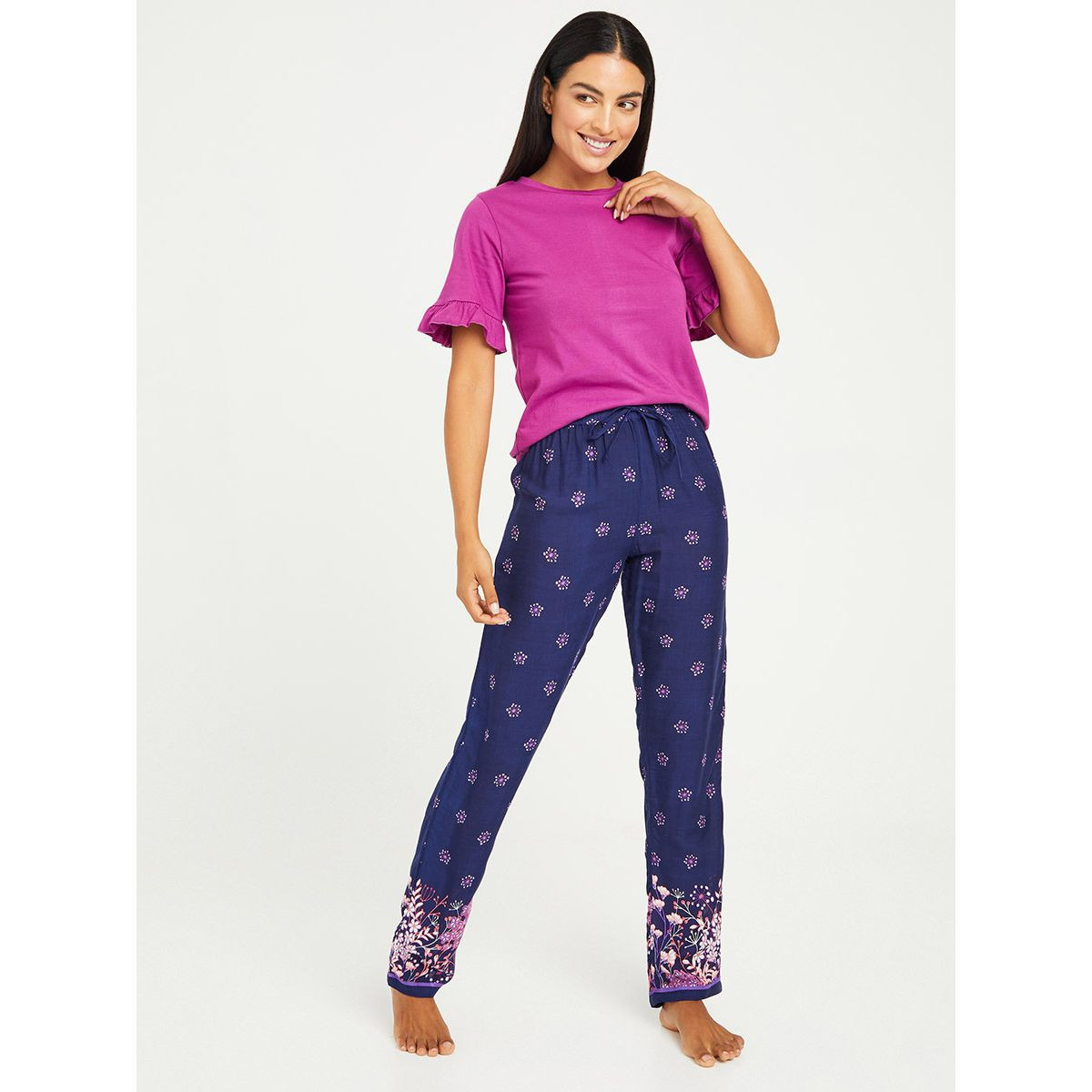 طقم بيجاما من ( تيشيرت + بنطال ) من ستايلي-women-clothing-nightwear-pyjamas-longsets-image-1