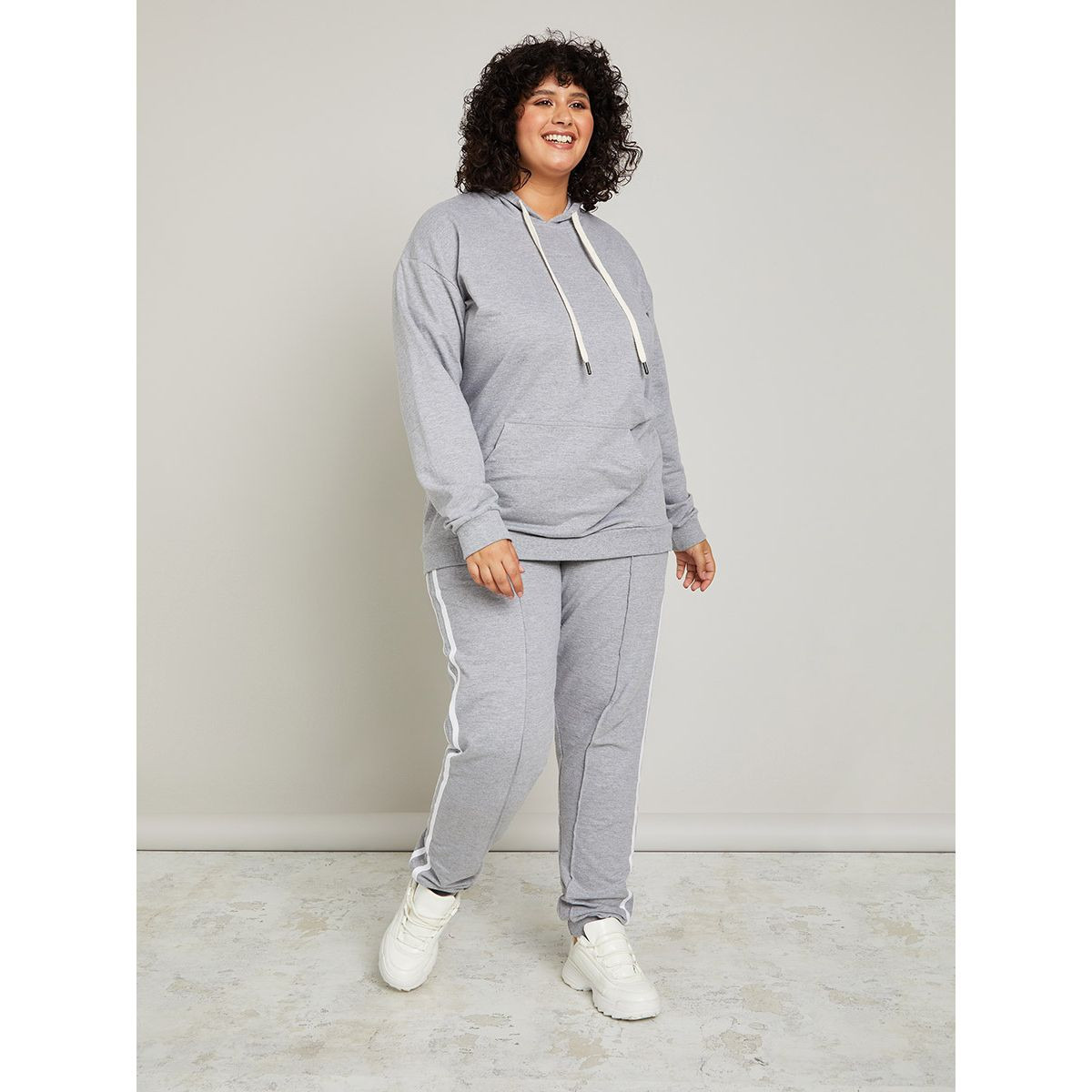 هودي فضفاض باكمام طويلة من ستايلي-women-clothing-hoodiesandsweatshirts-hoodies-image-2