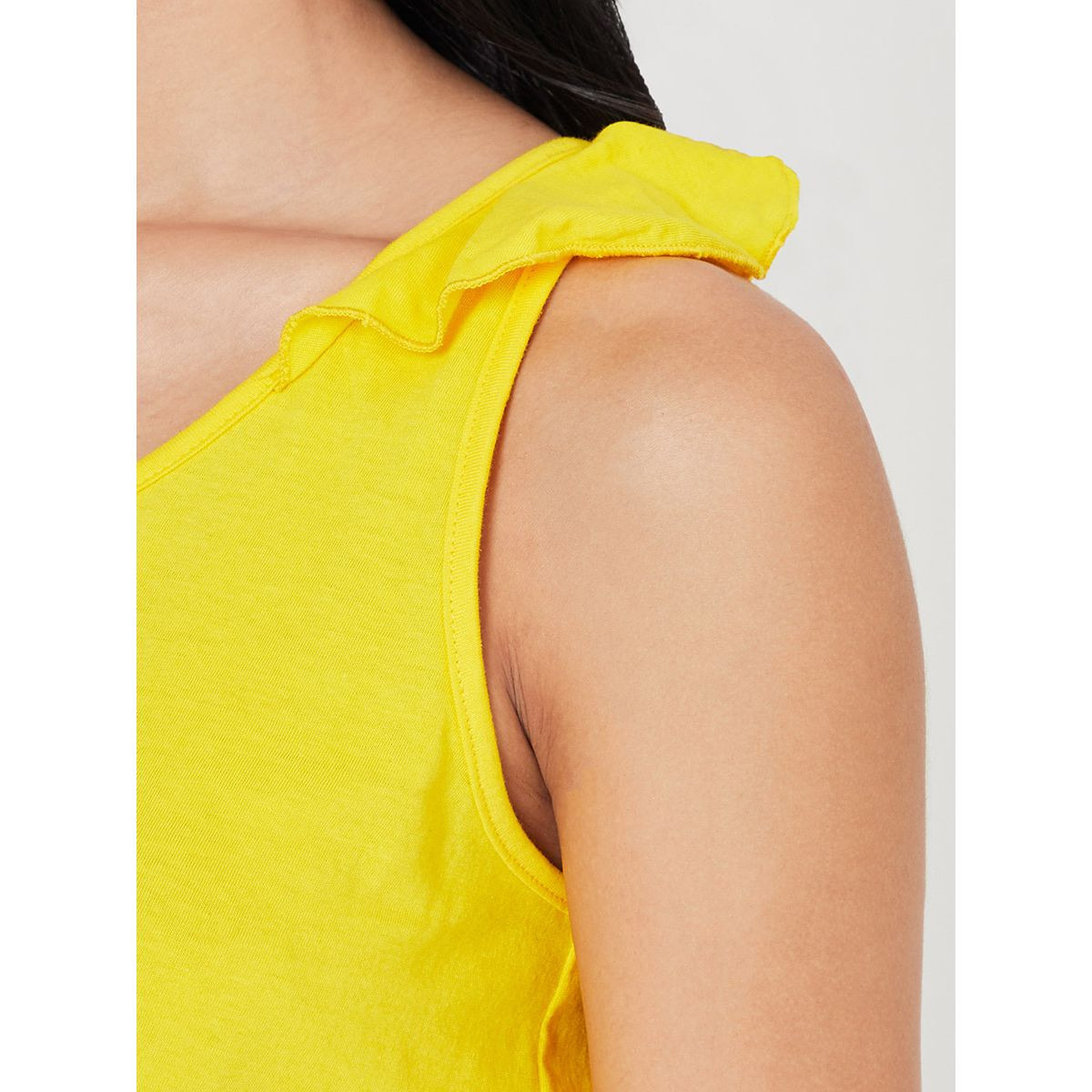 Styli Solid Ruffle Shoulder Detail Vest and Checked Pyjama Set-women-clothing-nightwear-pyjamas-longsets-image-4