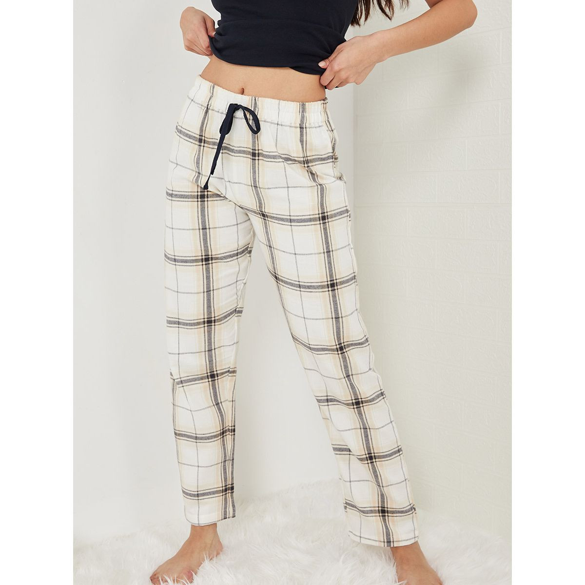 Styli Solid Placket T-shirt and Checked Straight Leg Pyjama Set-women-clothing-nightwear-pyjamas-longsets-image-2