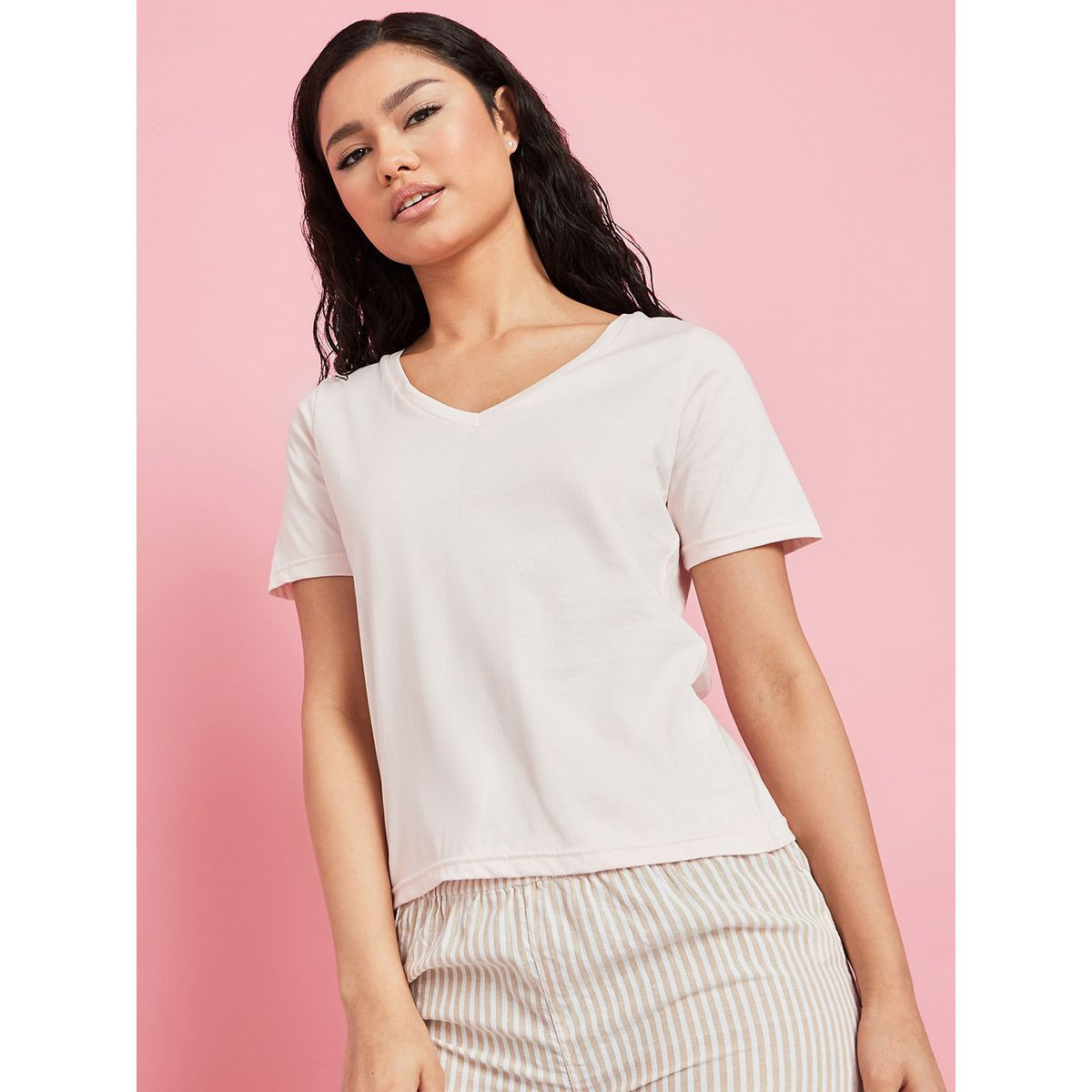 Styli Solid V Neck T-shirt and Cotton Seer Sucker Stripe Straight Leg Pyjama Set-women-clothing-nightwear-pyjamas-longsets-image-3