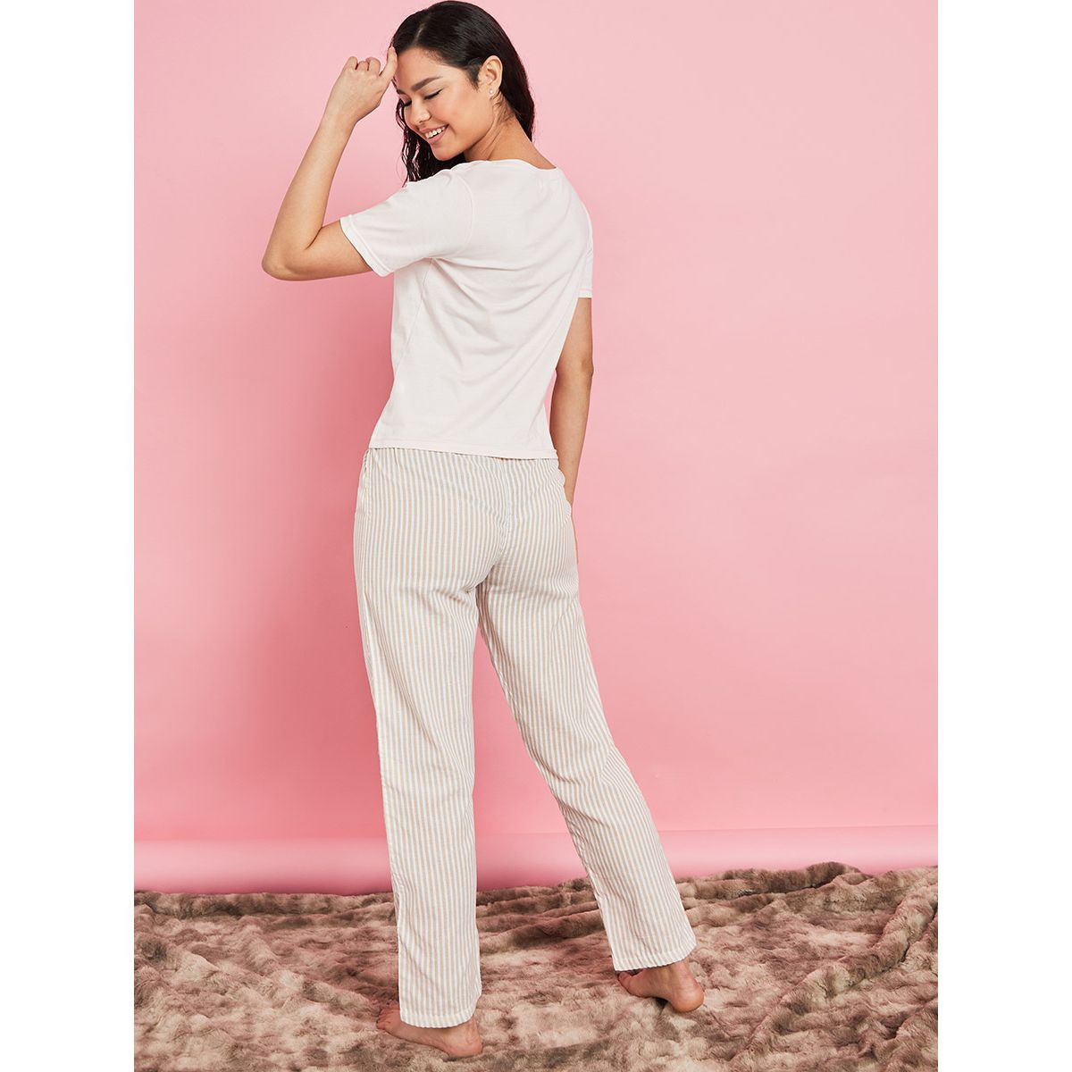 طقم بيجاما من ( تيشيرت + بنطال ) من ريد تايب-women-clothing-nightwear-pyjamas-longsets-image-6