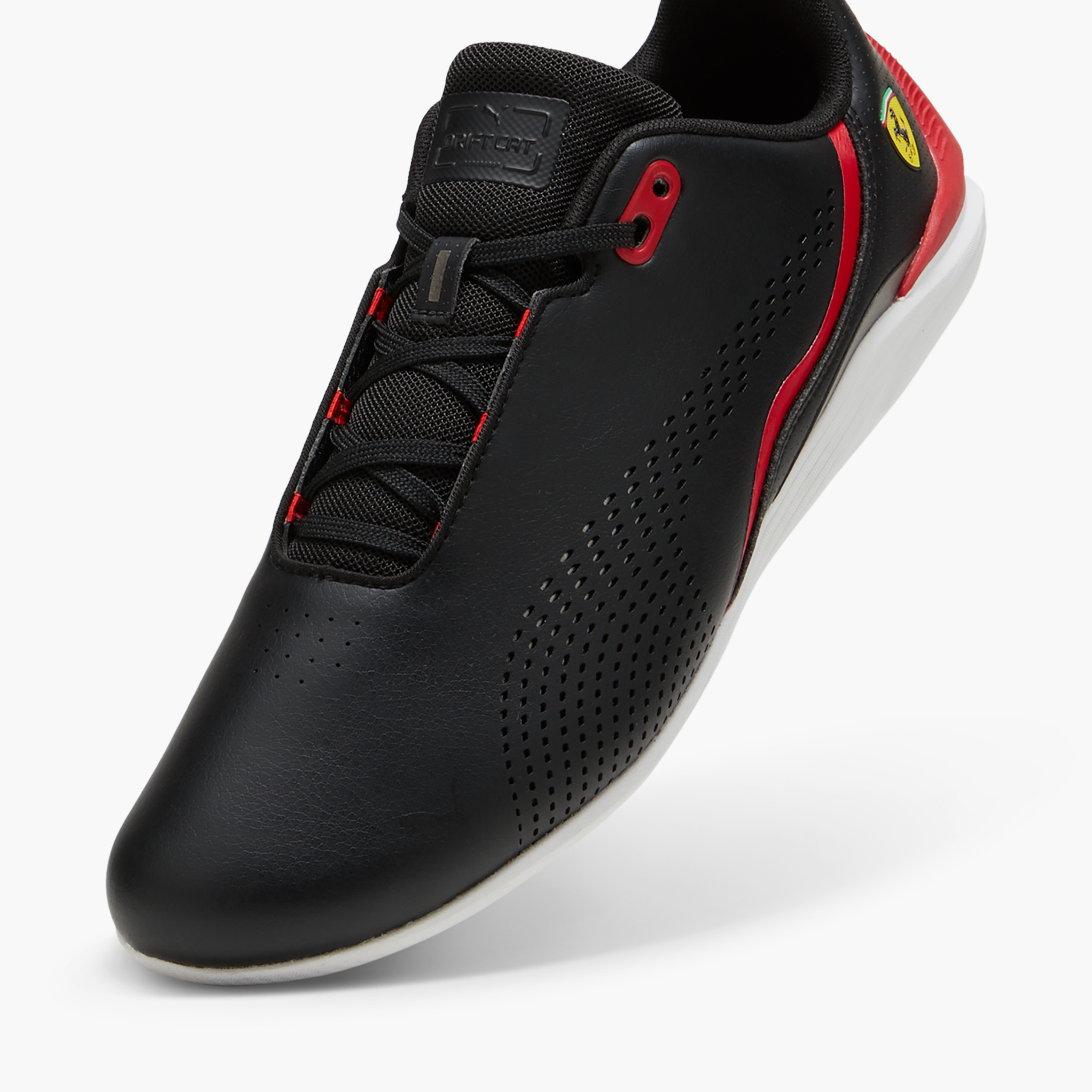 بوما حذاء رياضي فيراري دريفت كات ديسيما للرجال 307193 |OE-sports-men-shoes-image-6