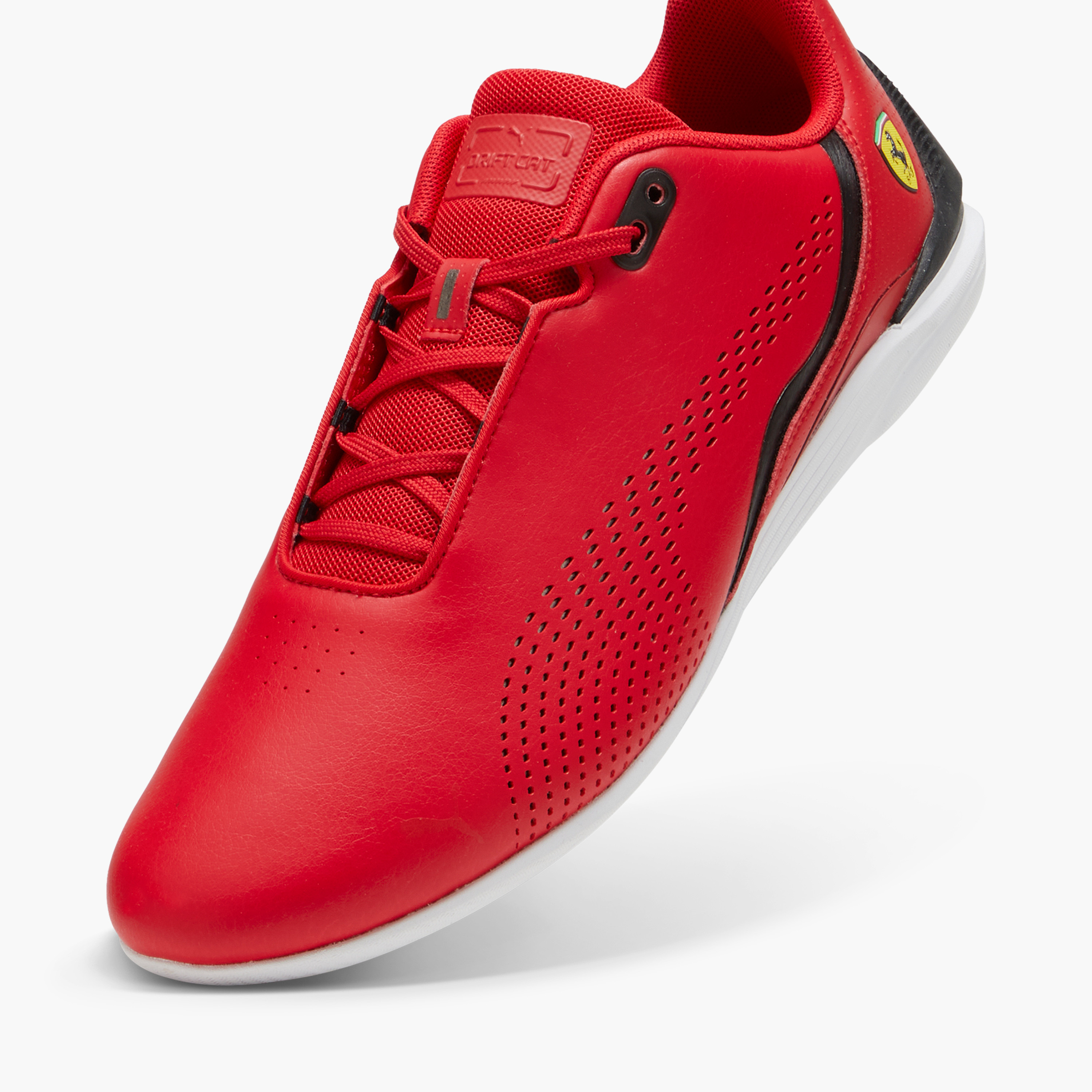 بوما حذاء رياضي فيراري دريفت كات ديسيما للرجال 307193 |OE-sports-men-shoes-image-12