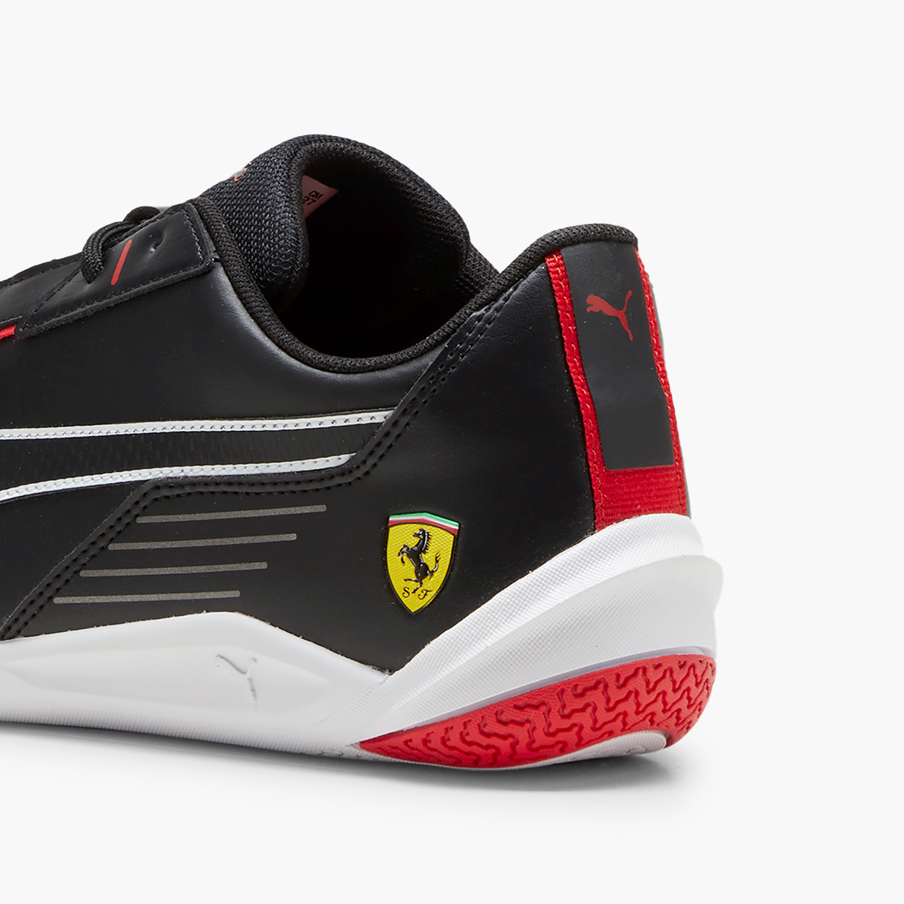 بوما حذاء رياضي فيراري آر-كات ماشينا للرجال 308076 |OE-sports-men-shoes-image-5