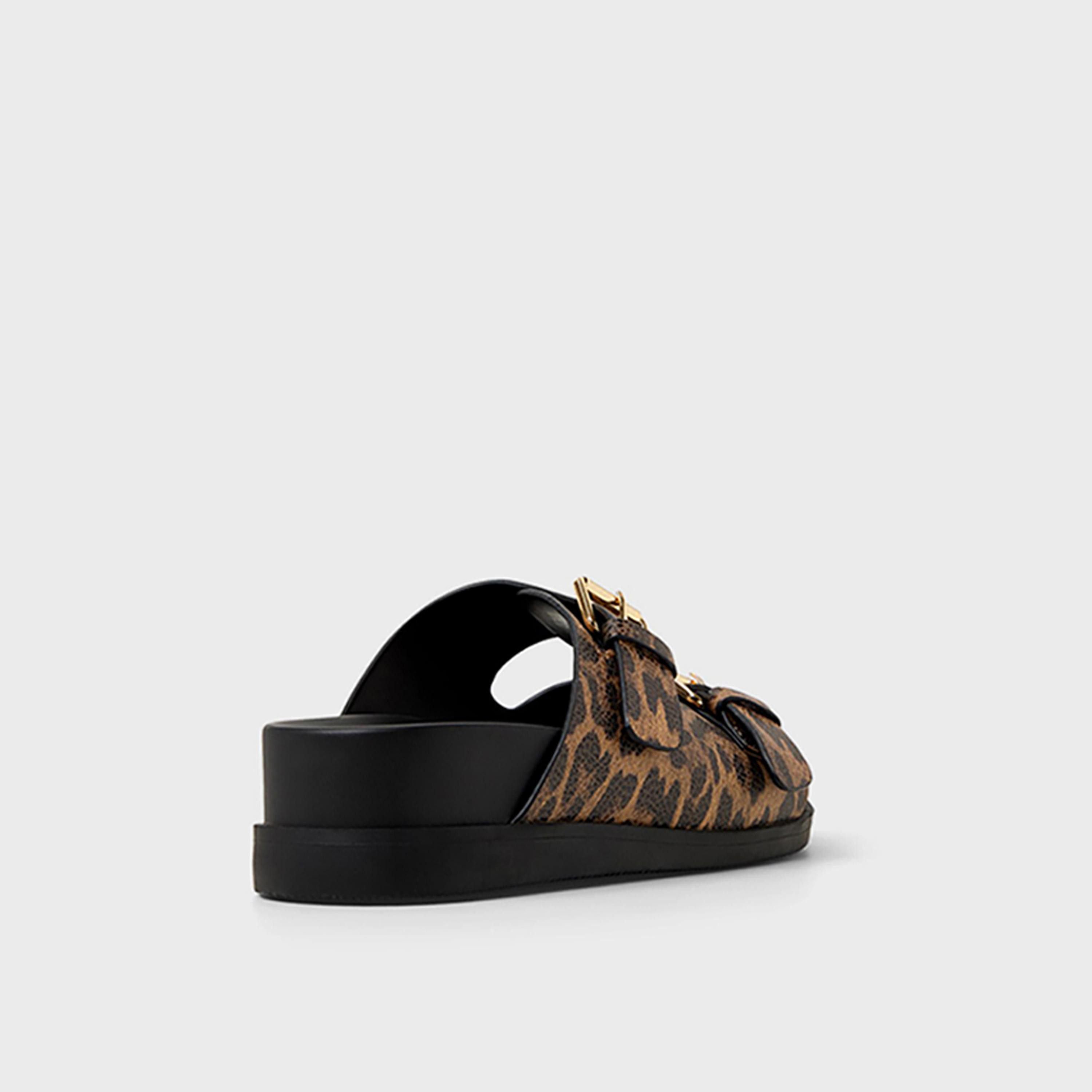 كول ات سبرينغ - صندل سهل الارتداء بحزام مسطح للنساء | 30BETHANNE-women-shoes-sandals-flats-image-6