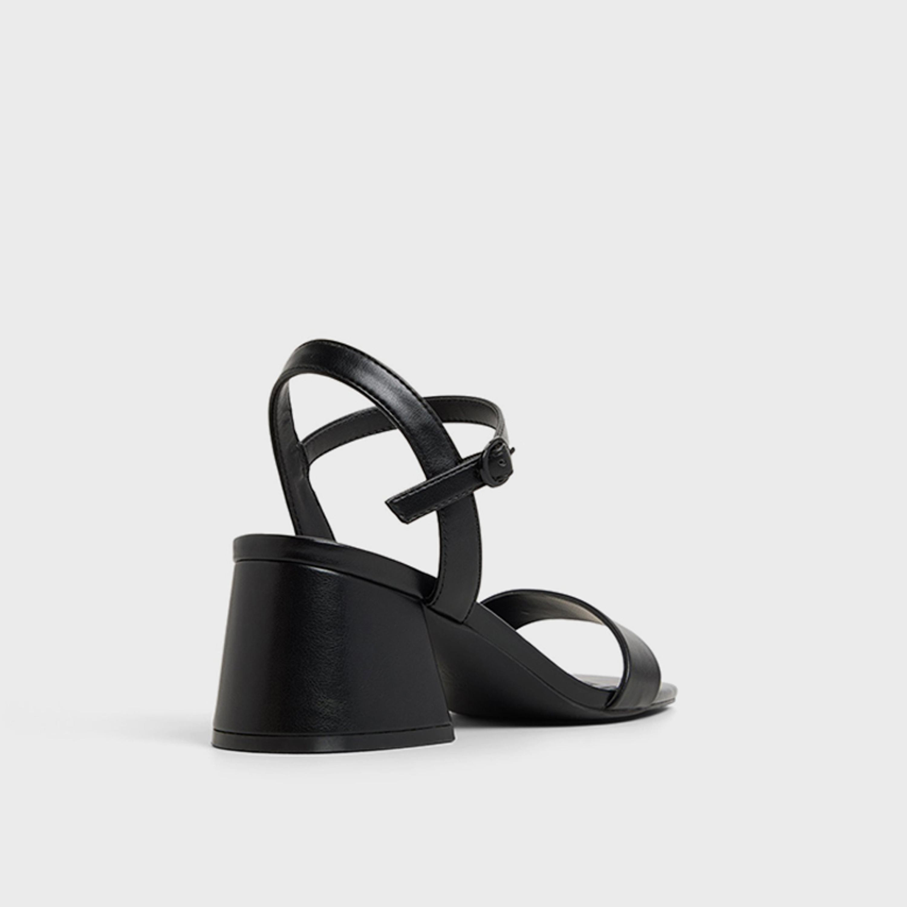 كول ات سبرينغ - حذاء بكعب سميك بإبزيم للنساء | 30CHARLIEE-women-shoes-heels-image-6