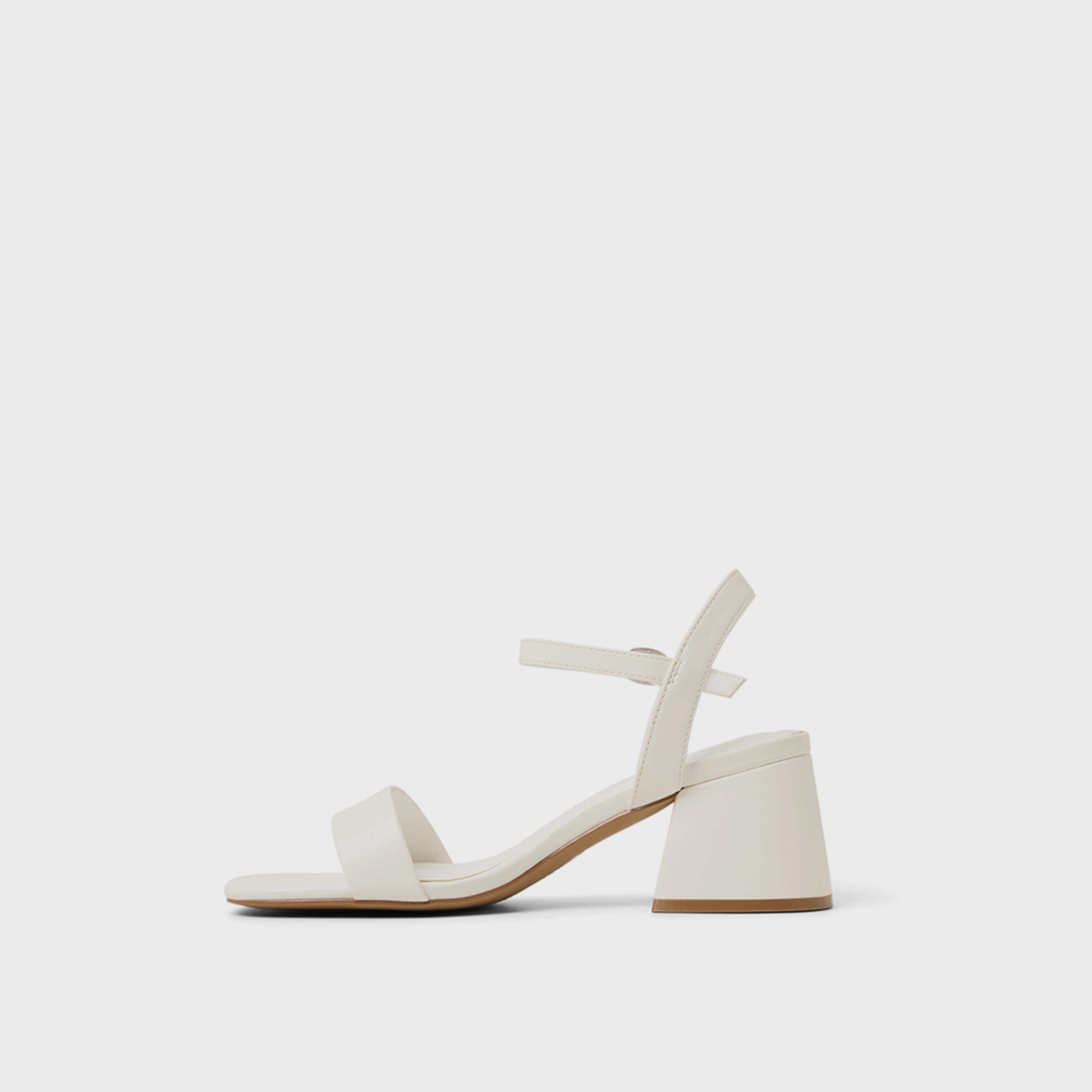كول ات سبرينغ - حذاء بكعب سميك بإبزيم للنساء | 30CHARLIEE-women-shoes-heels-image-11