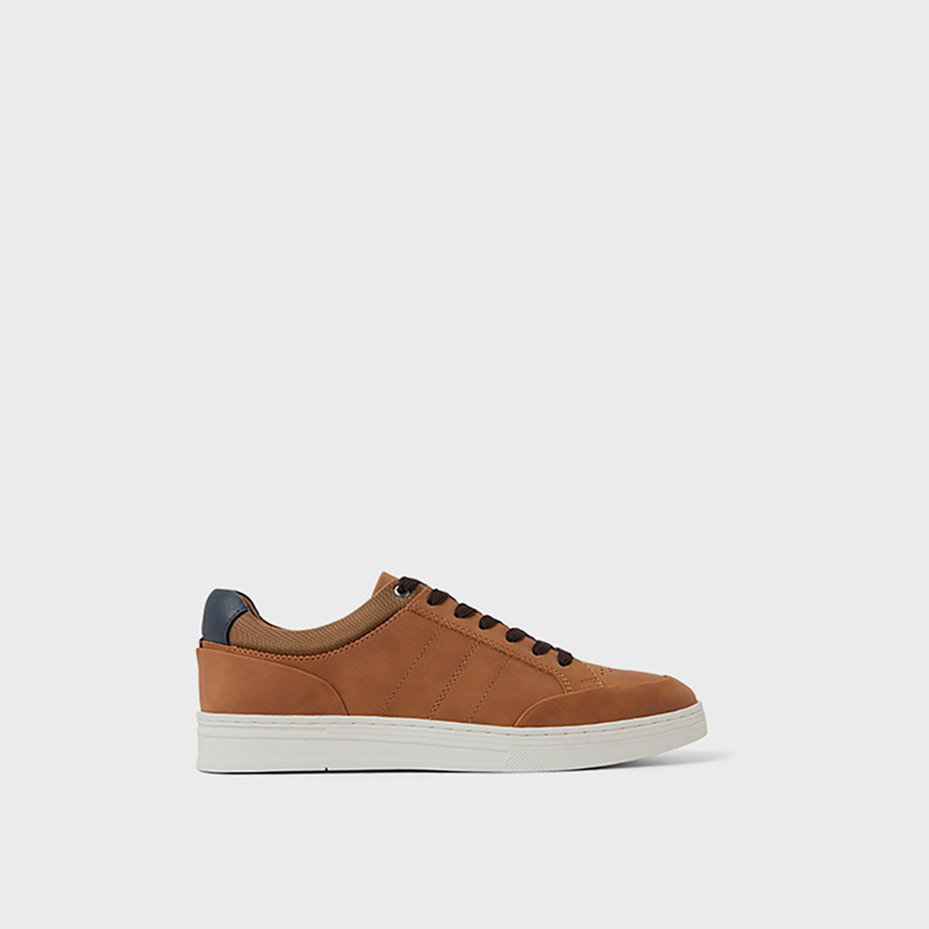 كول ات سبرينغ - حذاء رياضي برباط كاحل منخفض للرجال | 30DUNKIRCK-men-shoes-sneakers-image-1