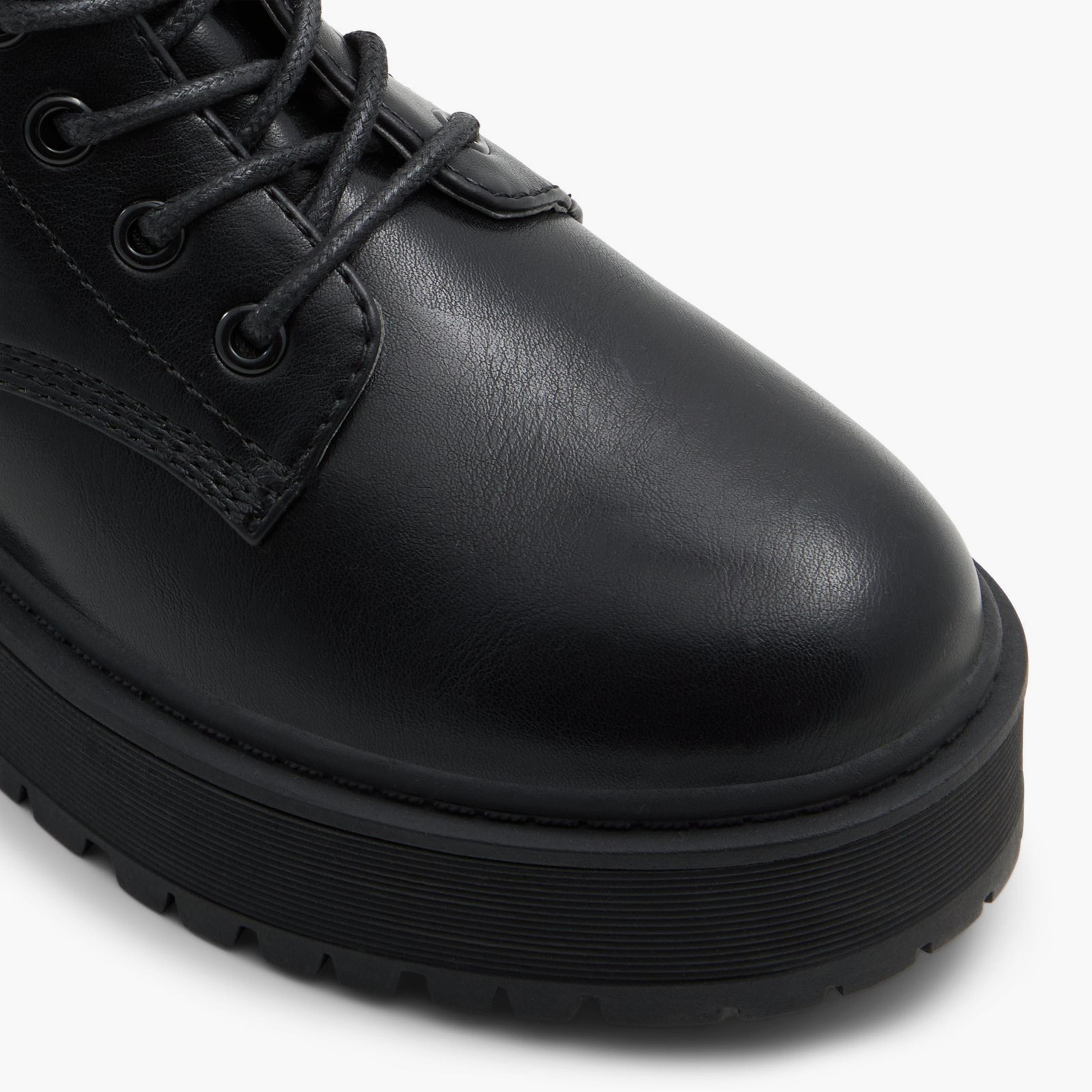 كول ات سبرينغ- حذاء جيدين الكاحل برباط للنساء | 30JADYN-women-shoes-boots-image-5