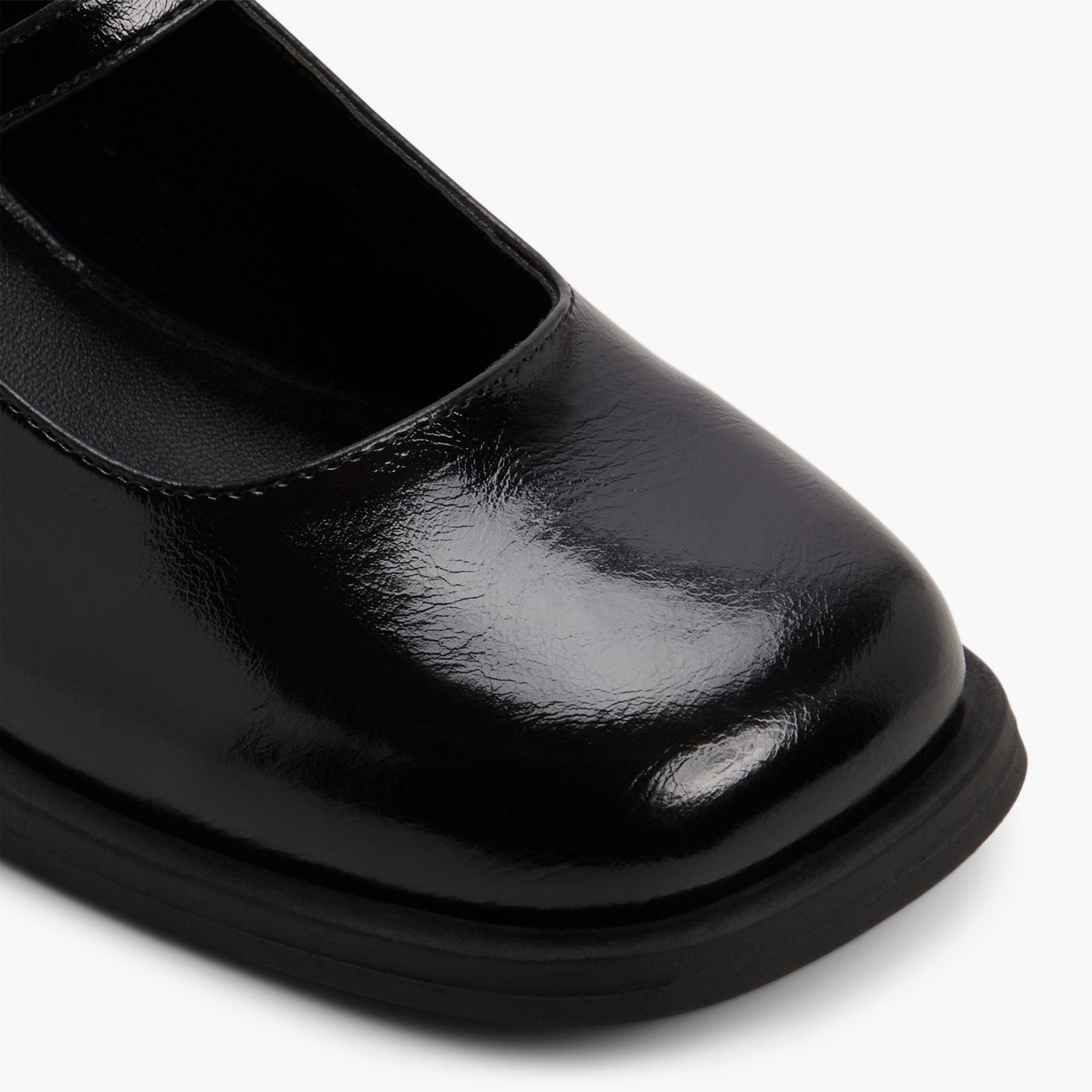 كول ات سبرينغ - حذاء ماري جين جودي نسائي بإبزيم | 30JUDIE-women-shoes-ballerinas-image-2