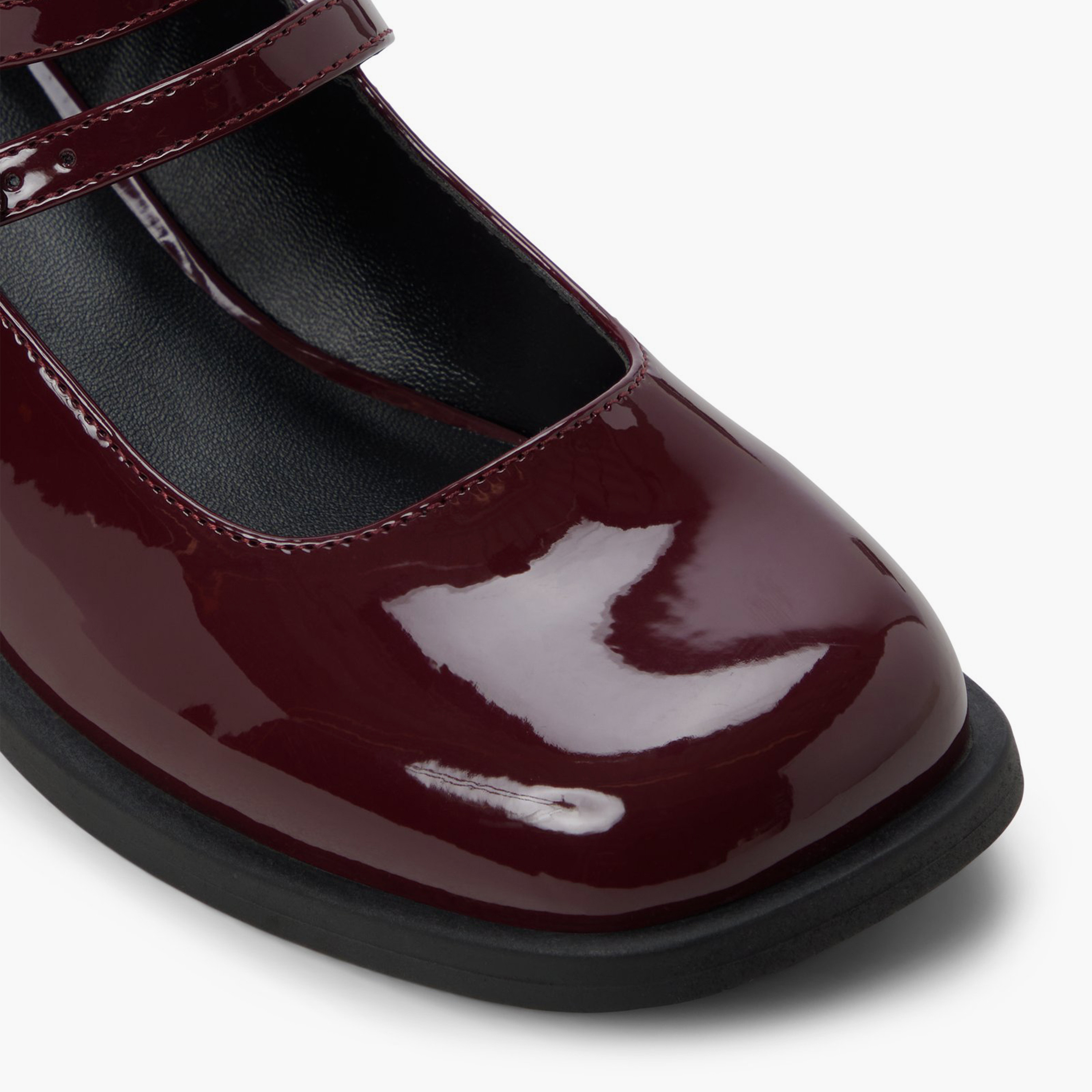 كول ات سبرينغ - حذاء ماري جين جودي نسائي بإبزيم | 30JUDIE-women-shoes-ballerinas-image-2