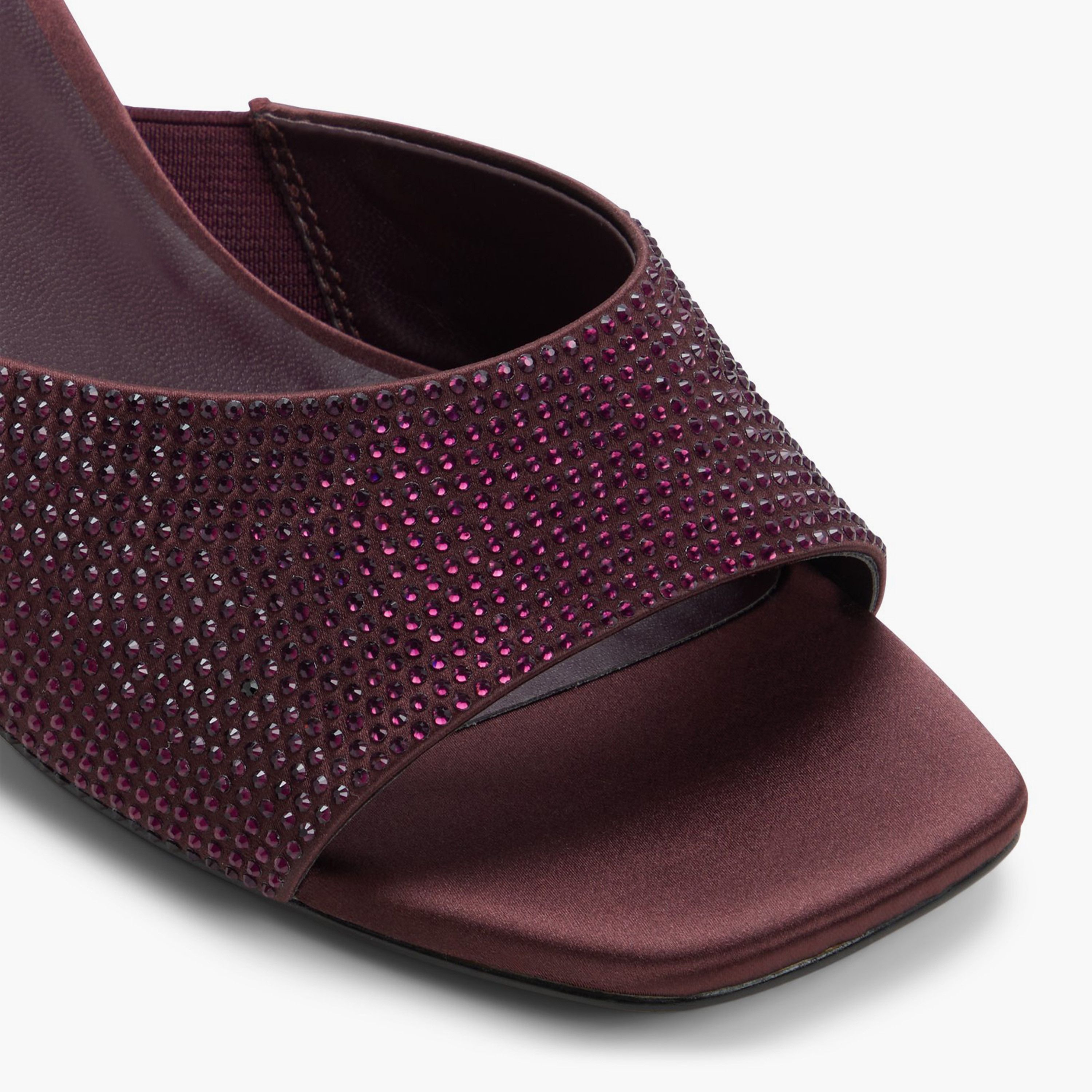 كول ات سبرينغ - حذاء لانا نسائي سهل الارتداء بكعب عريض | 30LANAA-women-shoes-sandals-heeled-image-7