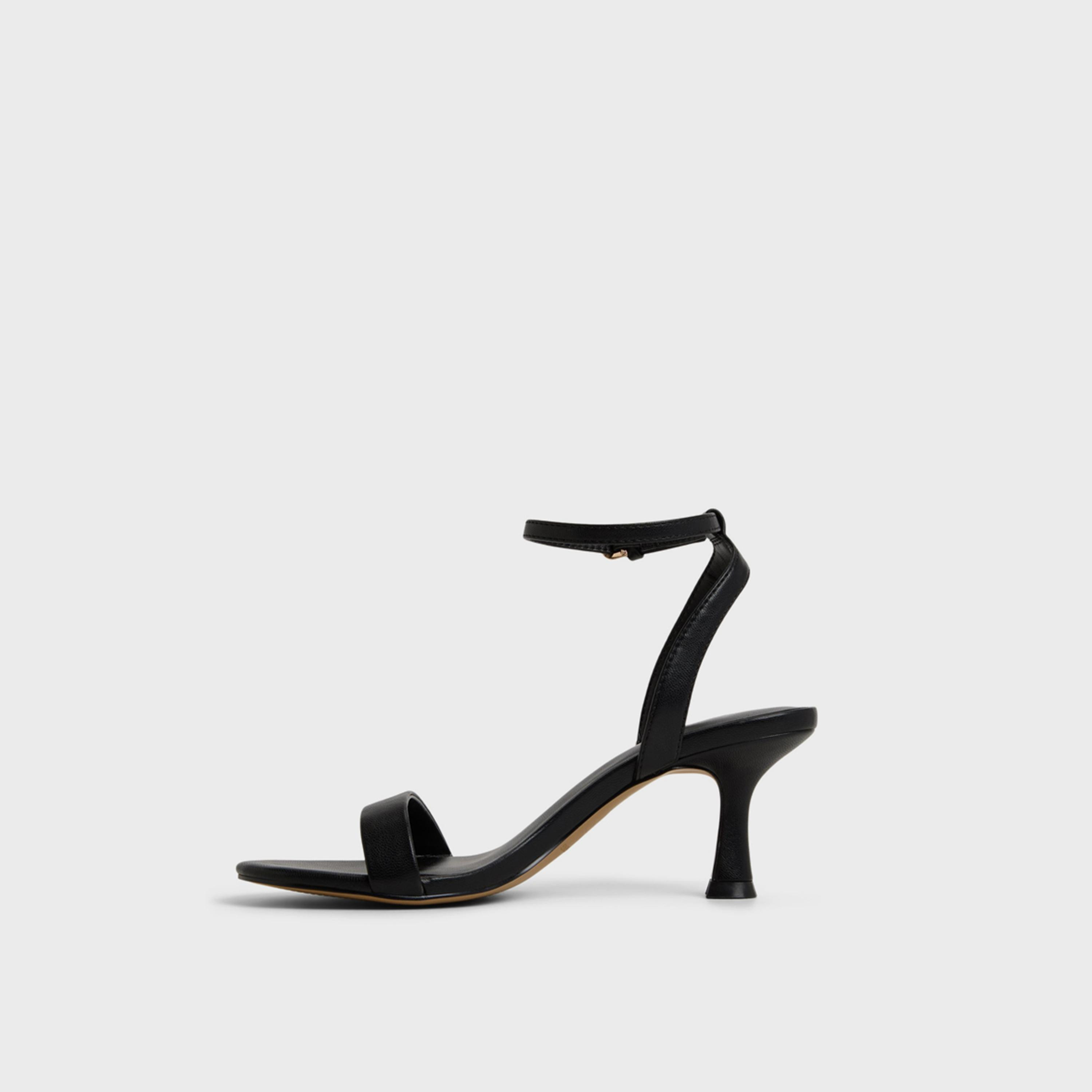 كول ات سبرينغ - صندل حزام لامع ومشبك للنساء | 30MADELYYN-women-shoes-heels-image-7
