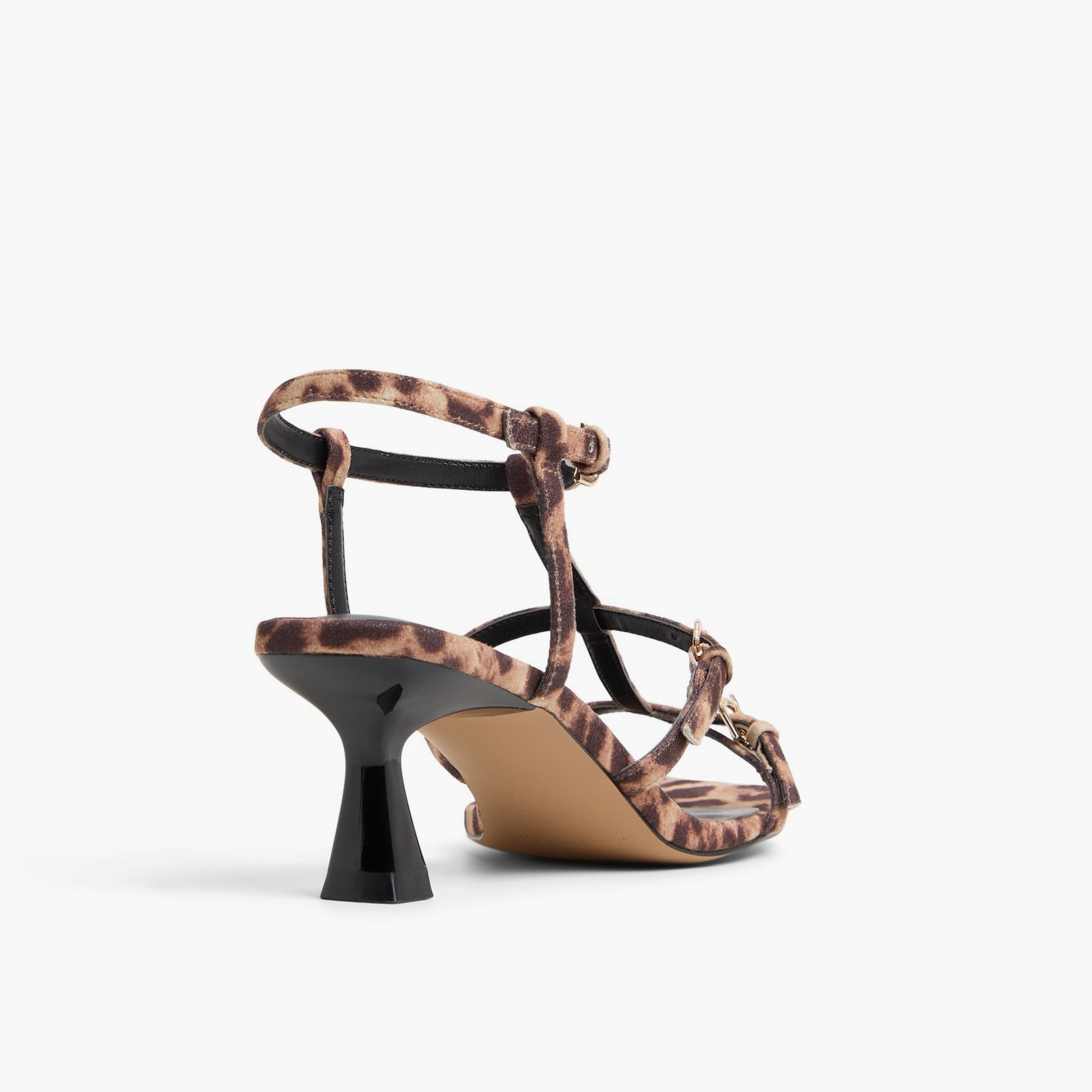 كول ات سبرينغ- حذاء نسائي بكعب قصير بإبزيم | 30SAPHIRAA-women-shoes-sandals-heeled-image-5