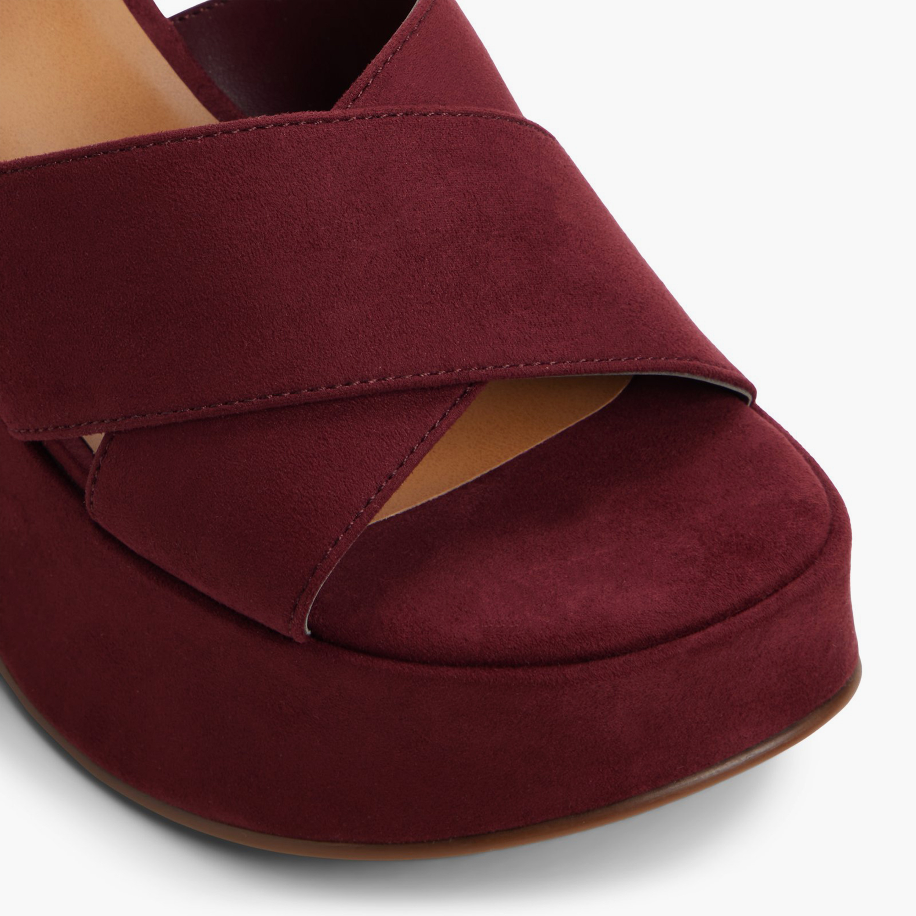 كول ات سبرينغ- حذاء بكعب سميك بإبزيم للنساء | 30SHAYLEE-women-shoes-heels-image-2