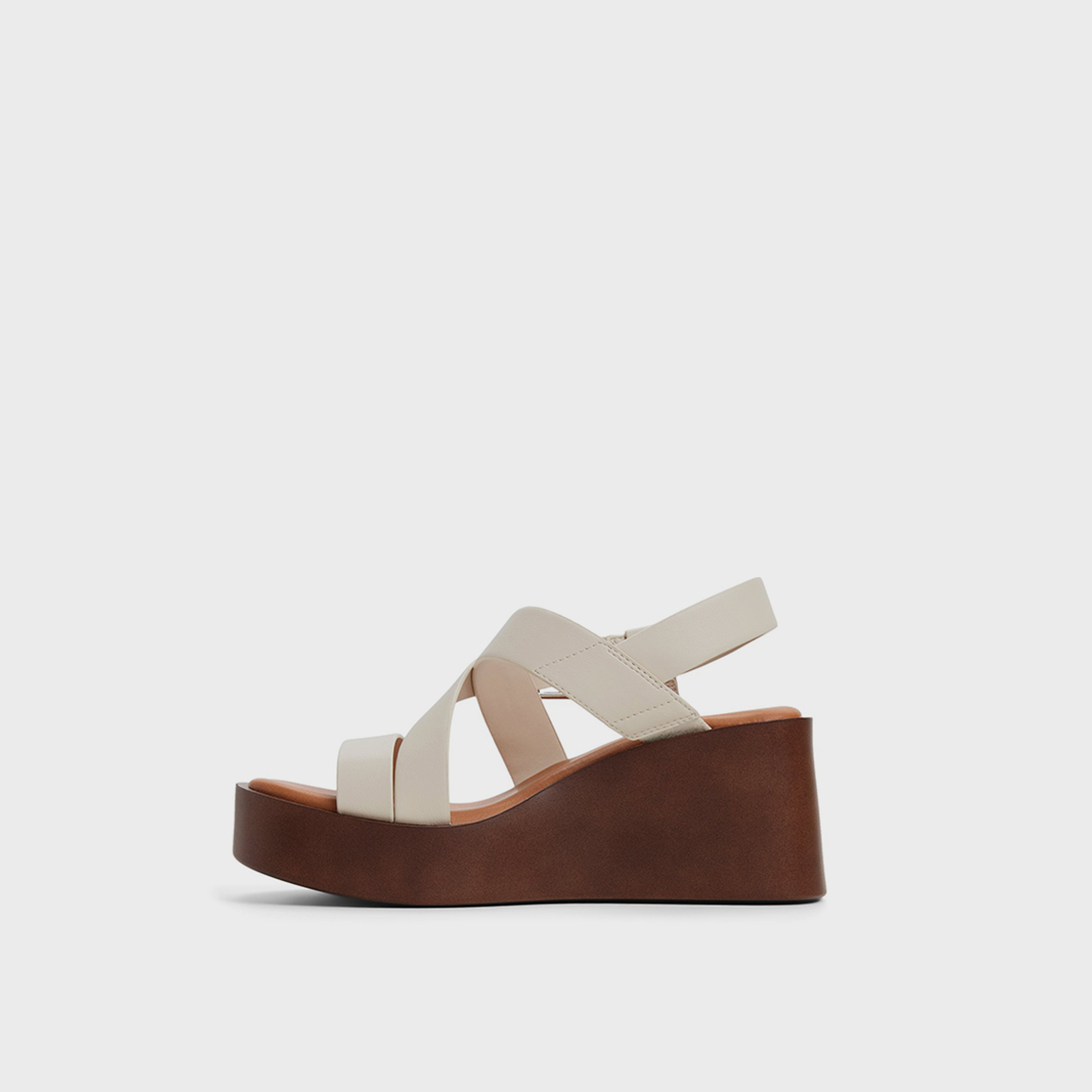 كول ات سبرينغ- حذاء بكعب سميك بإبزيم للنساء | 30SHAYLEE-women-shoes-heels-image-9