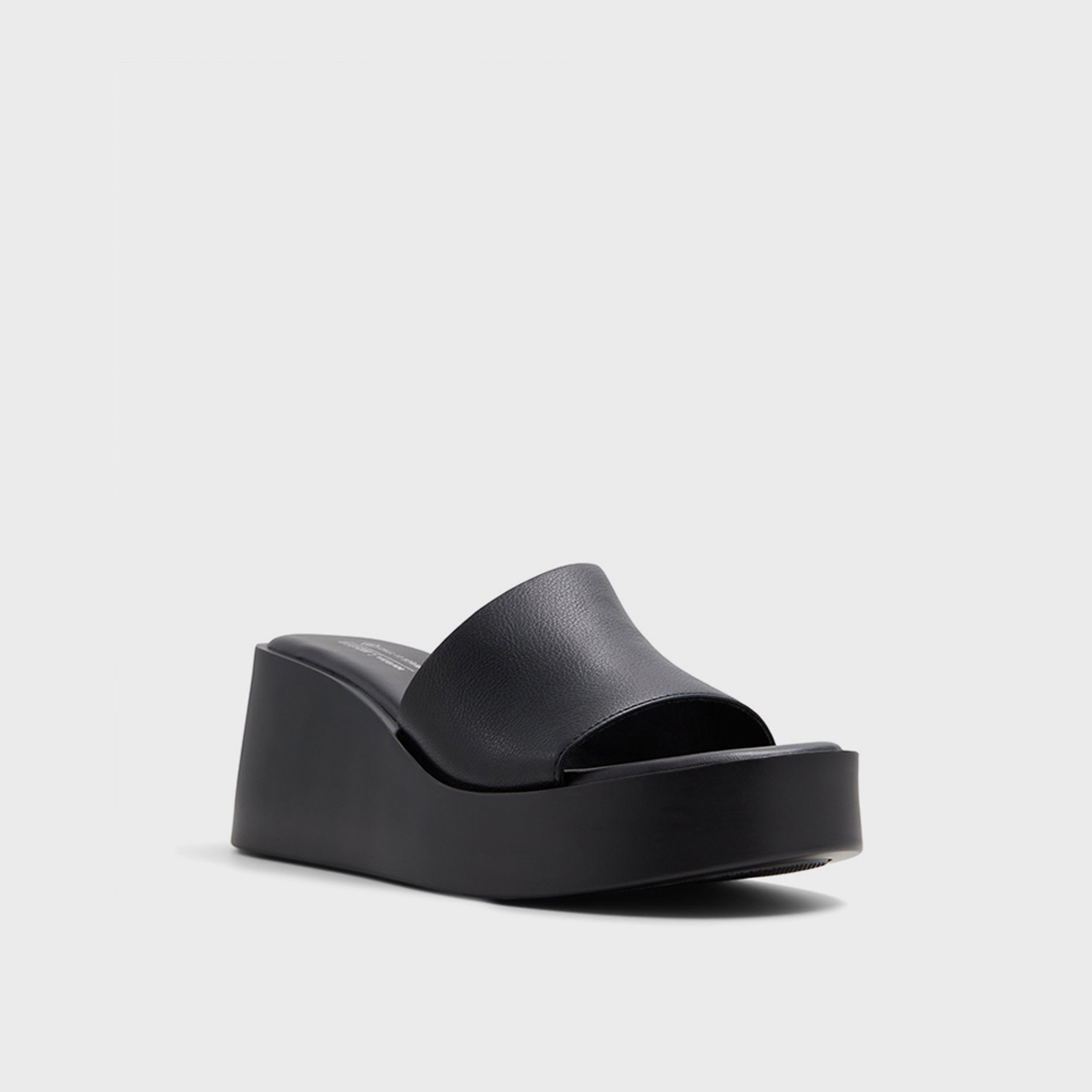 كول ات سبرينغ - حذاء كعب إسفيني سهل الارتداء للنساء | 30TABATHA-women-shoes-heels-image-1