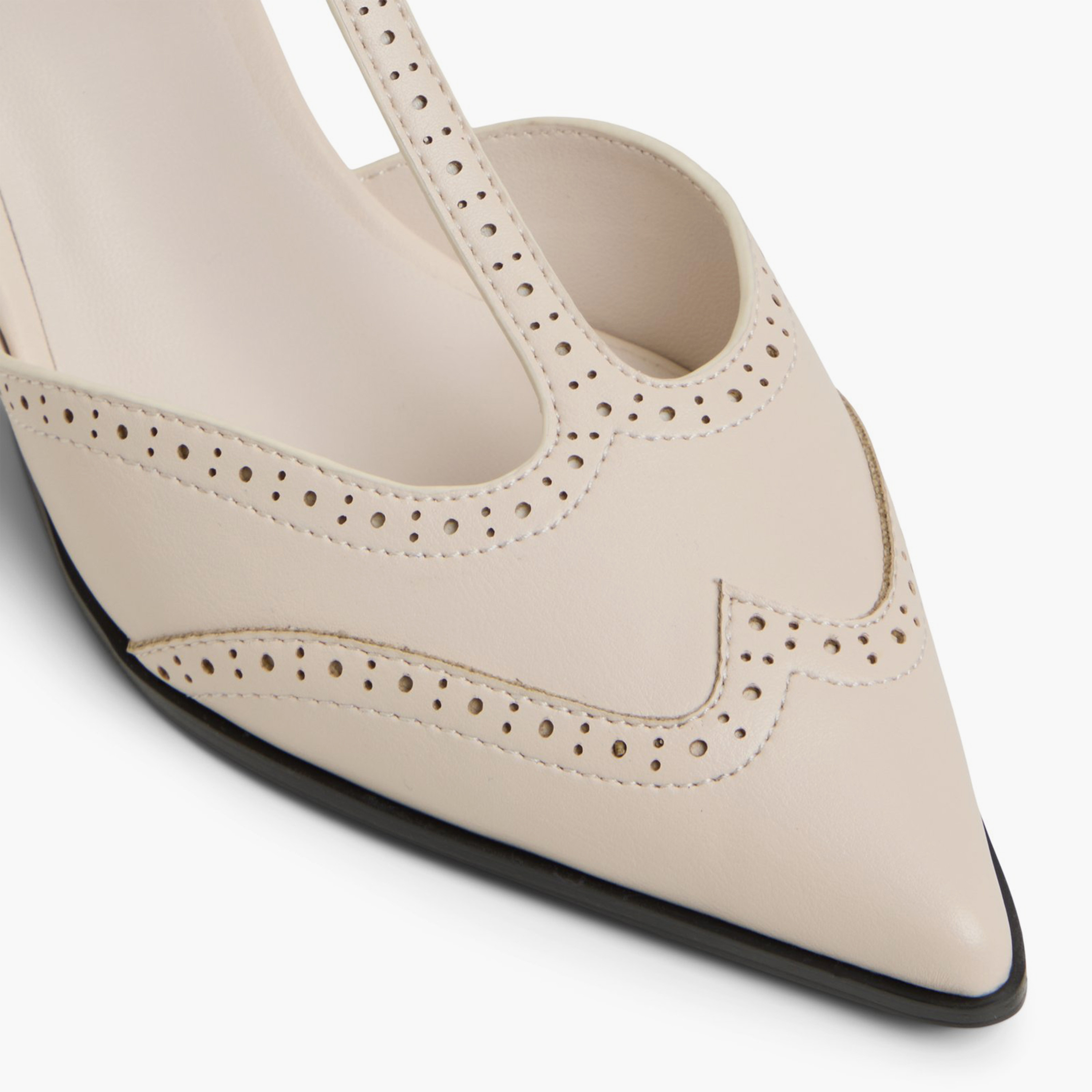 كول ات سبرينغ- حذاء نسائي بكعب قصير بإبزيم | 30TALIIA-women-shoes-heels-image-7