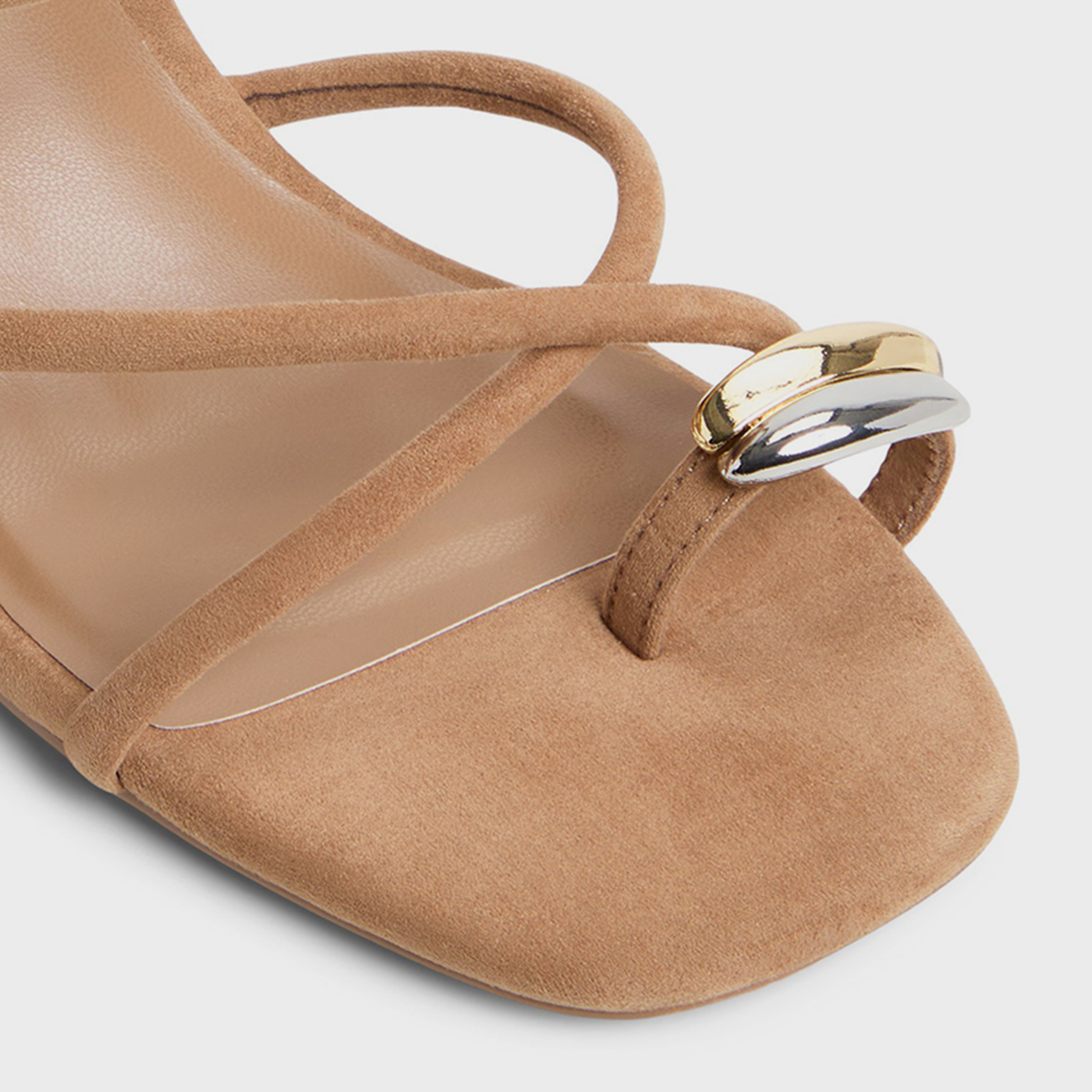 كول ات سبرينغ - حذاء للنساء بكعب عريض سهل الارتداء | 30TULUMM-women-shoes-sandals-heeled-image-2