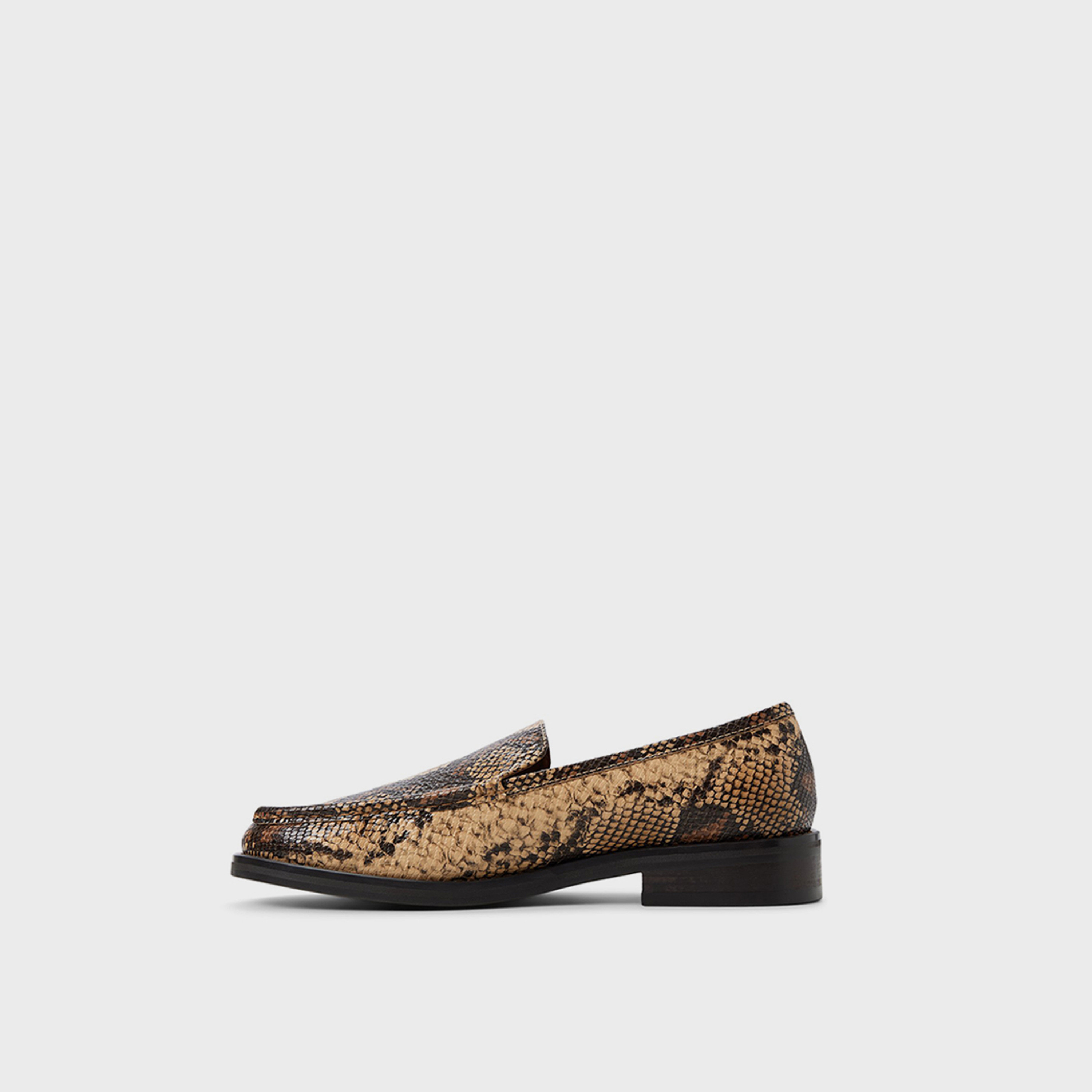 كول ات سبرينغ - حذاء لوفر سهل الارتداء للرجال | 30WILSHIRE-men-shoes-loafersandmoccasins-image-8