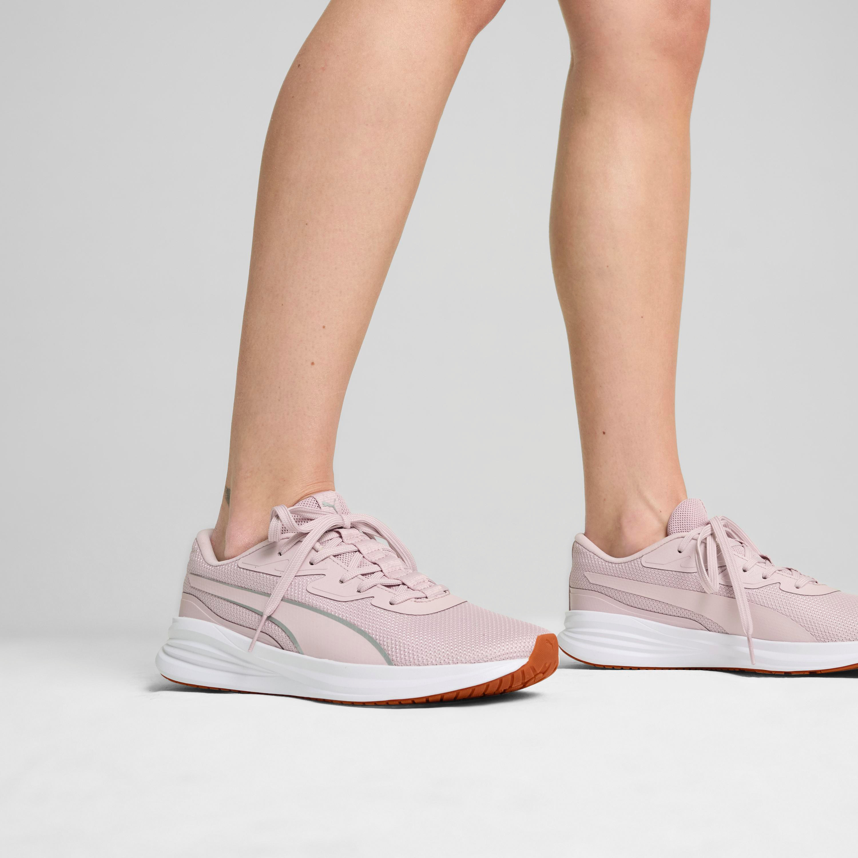 حذاء الجري نايت رانر في3 للنساء من بوما | OE-sports-women-shoes-image-7