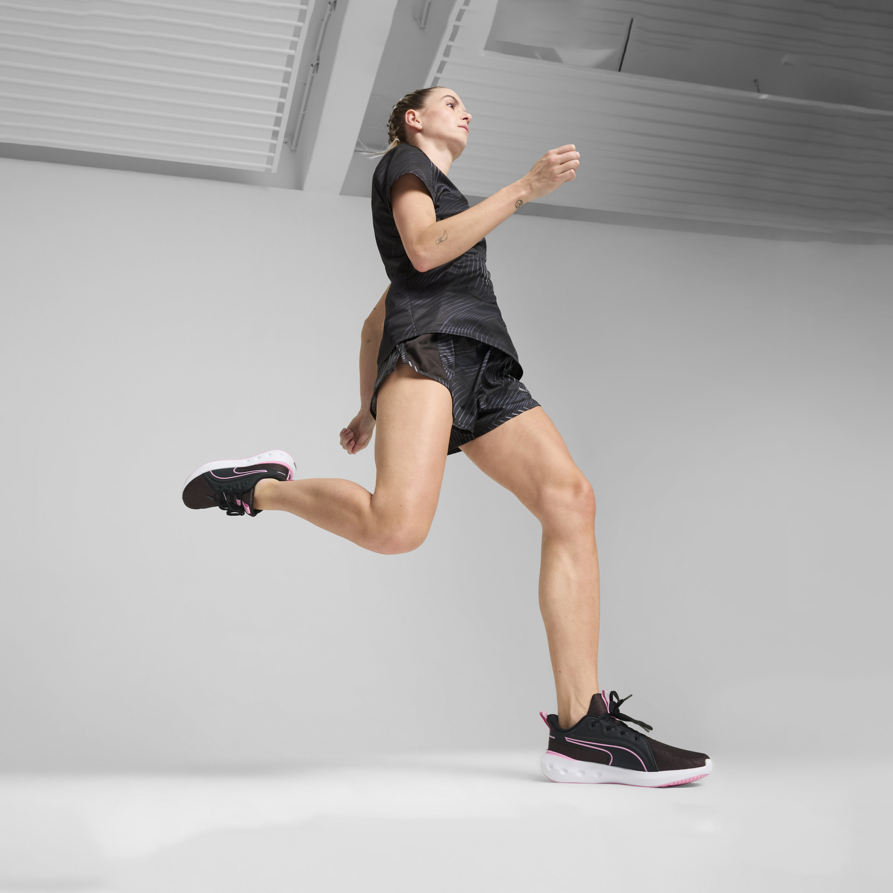 Puma Women Softride Carson Slip-On Sports Shoes-sports-women-shoes-image-8