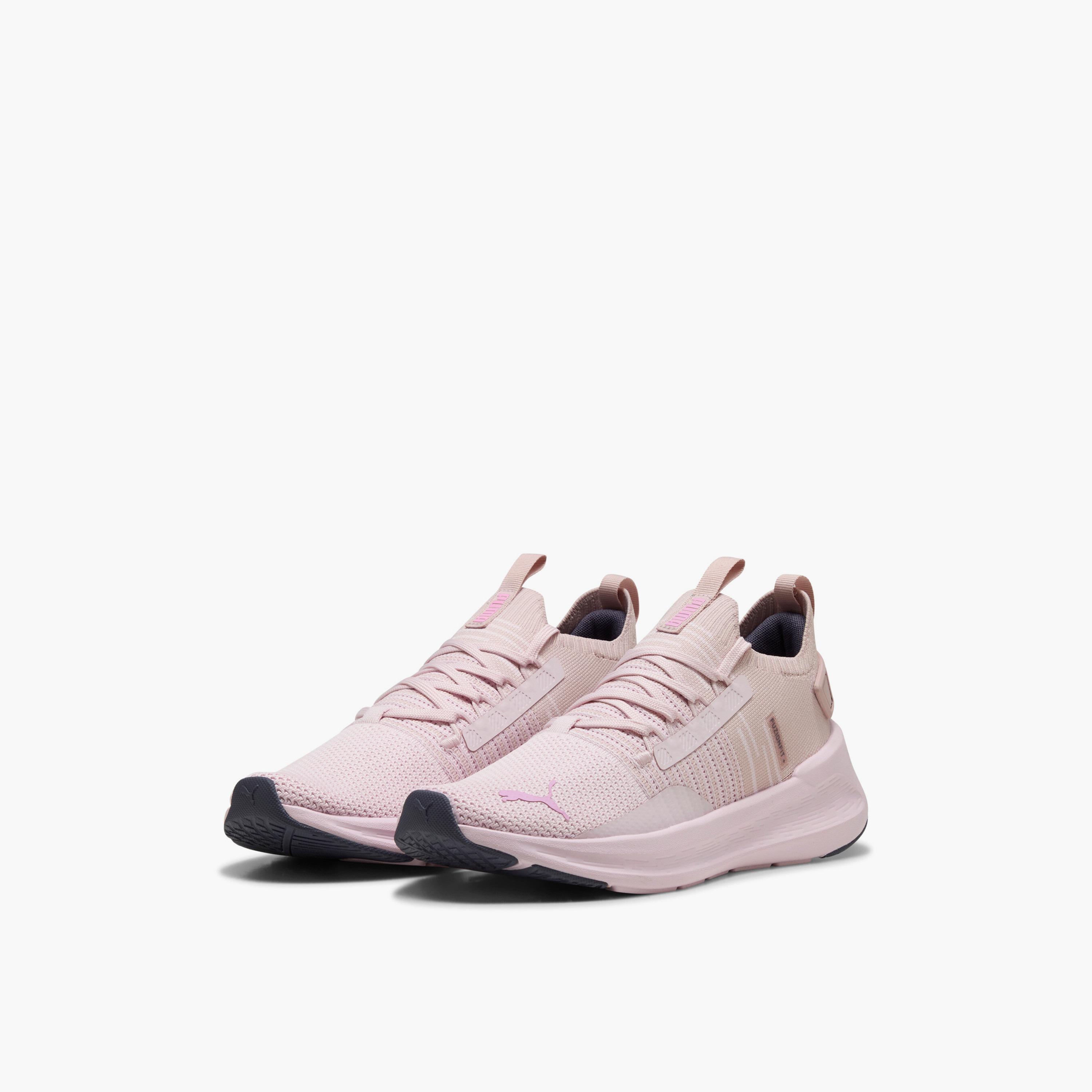 حذاء رياضي سوفت رايد سيميتري فيوجن برباط إغلاق للنساء من بوما-sports-women-shoes-image-1