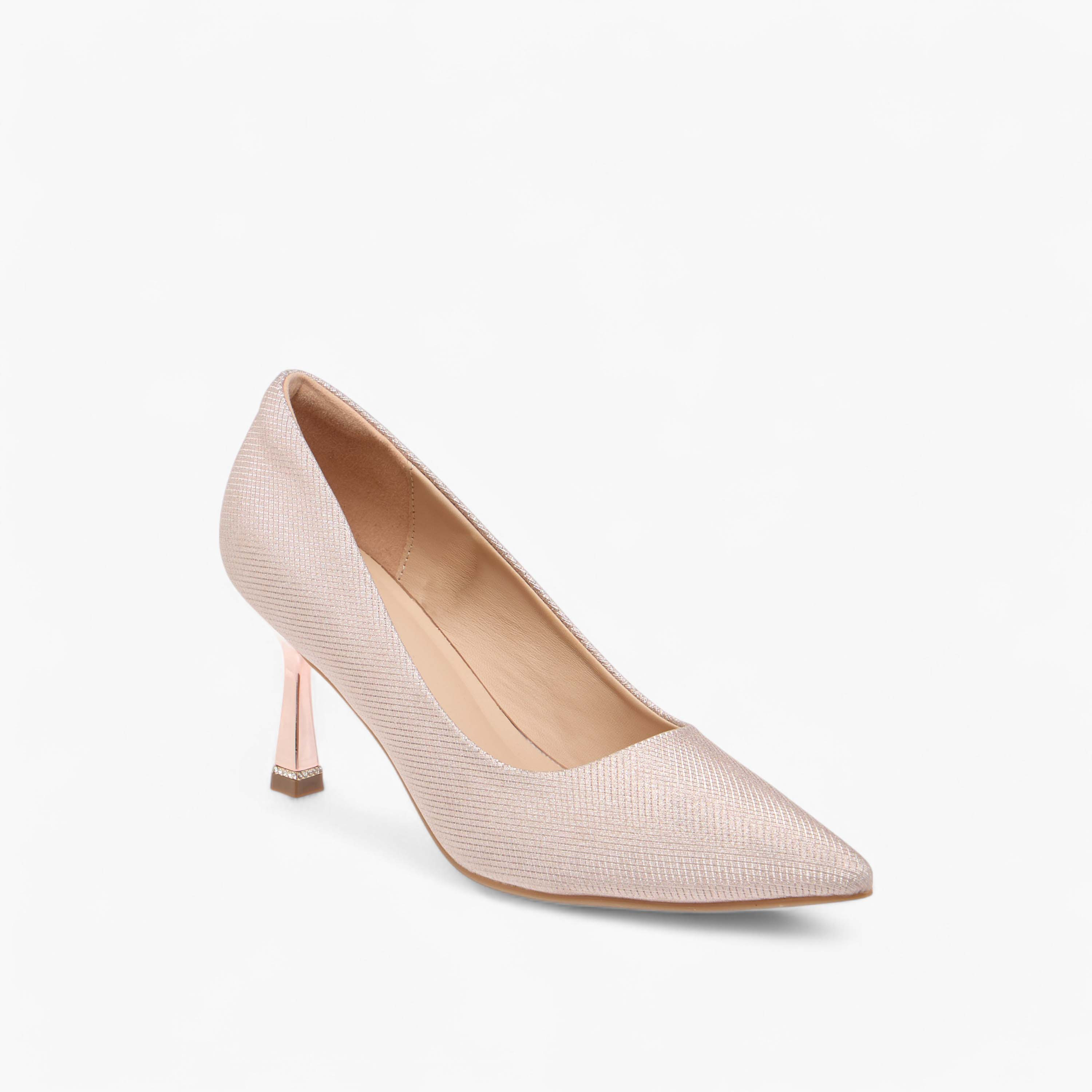 حذاء كلاسيكي بارز الملمس سهل الارتداء بمقدمة مدببة وكعب ستيليتو من فلورا بيلا-women-shoes-heels-image-2