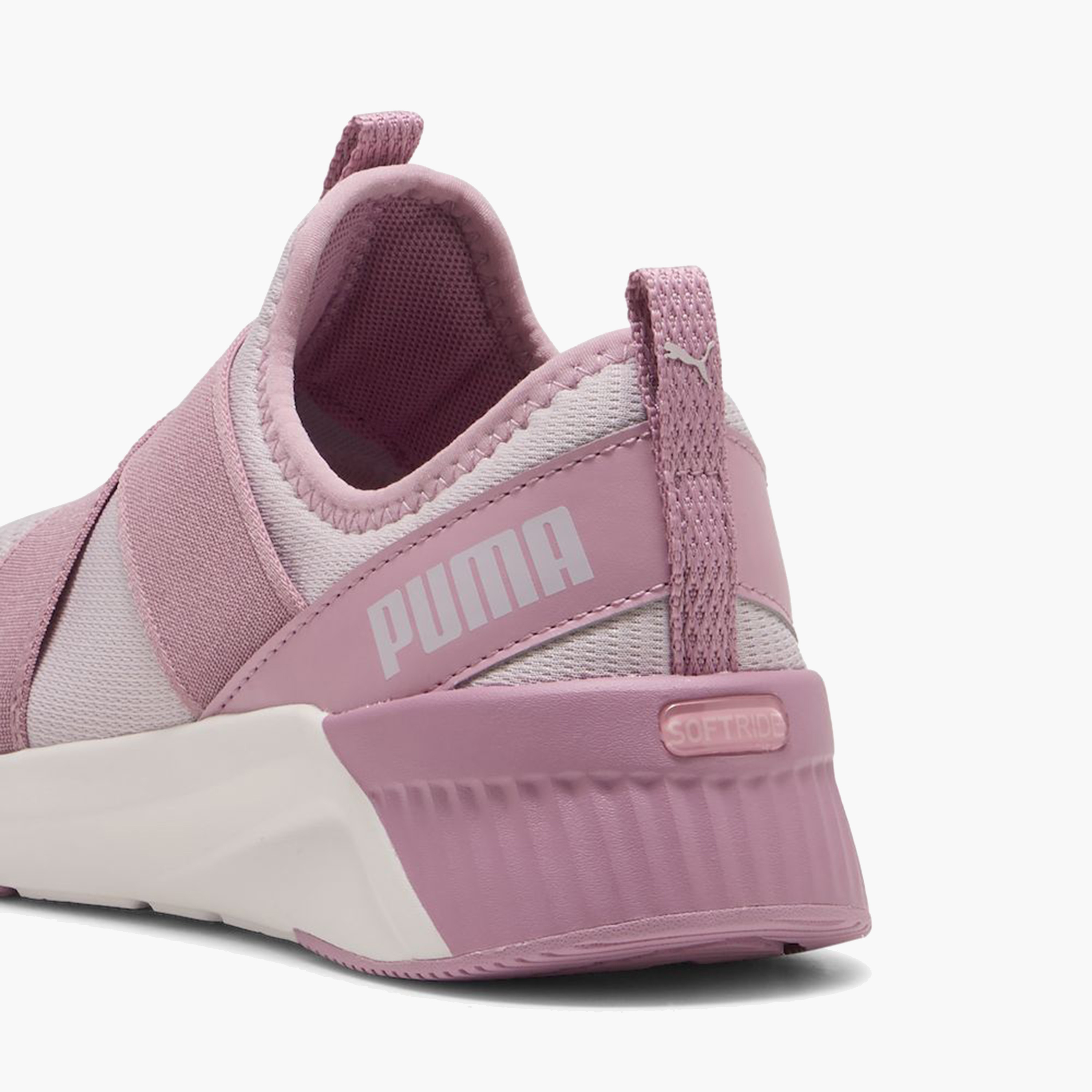 حذاء الجري للنساء سوفت رايد هارلي من بوما 311471 | عمر الفاروق-sports-women-shoes-image-18