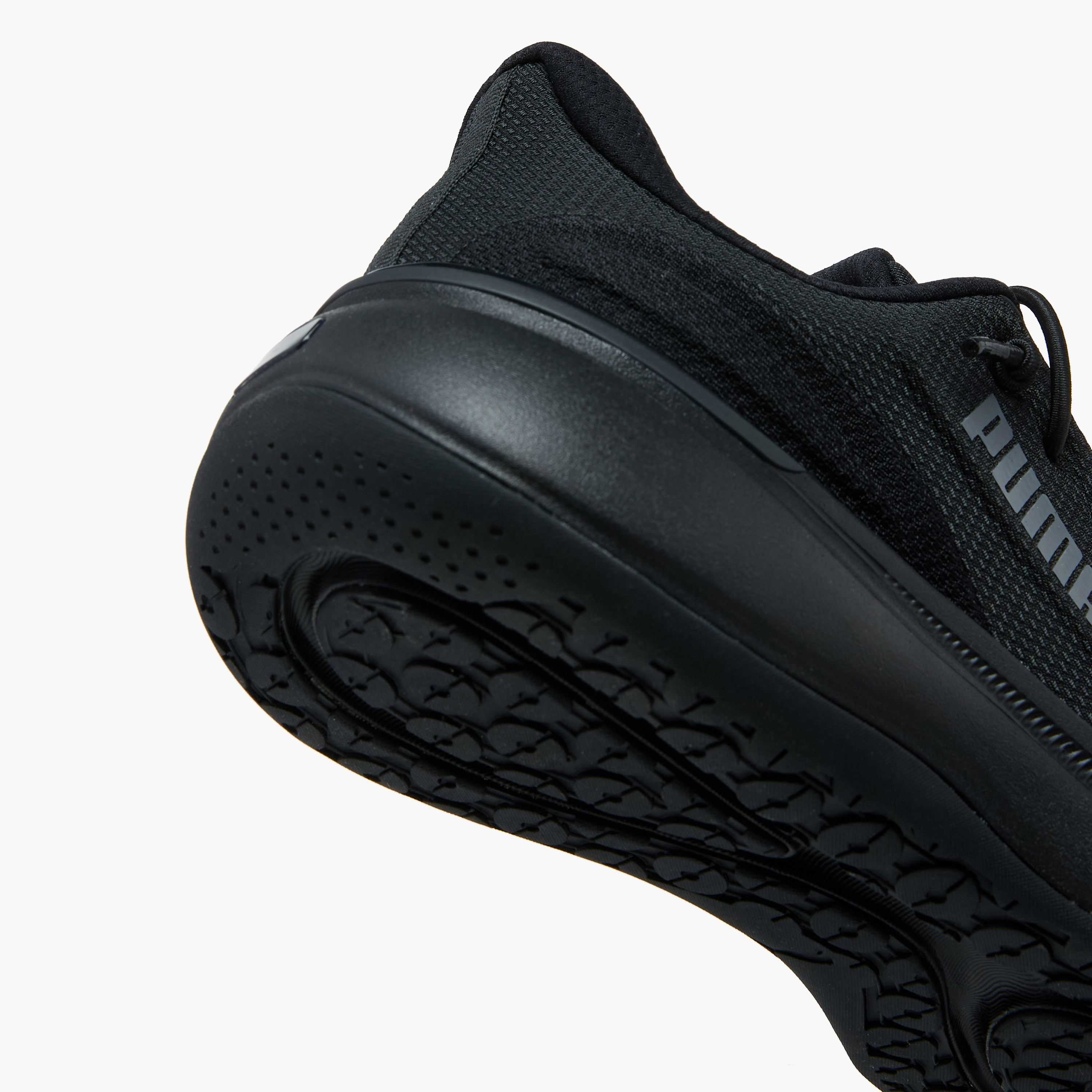 بوما- حذاء جري سوفت رايد إكسو شيفت برباط للرجال  31172301 | OE-sports-men-shoes-image-10