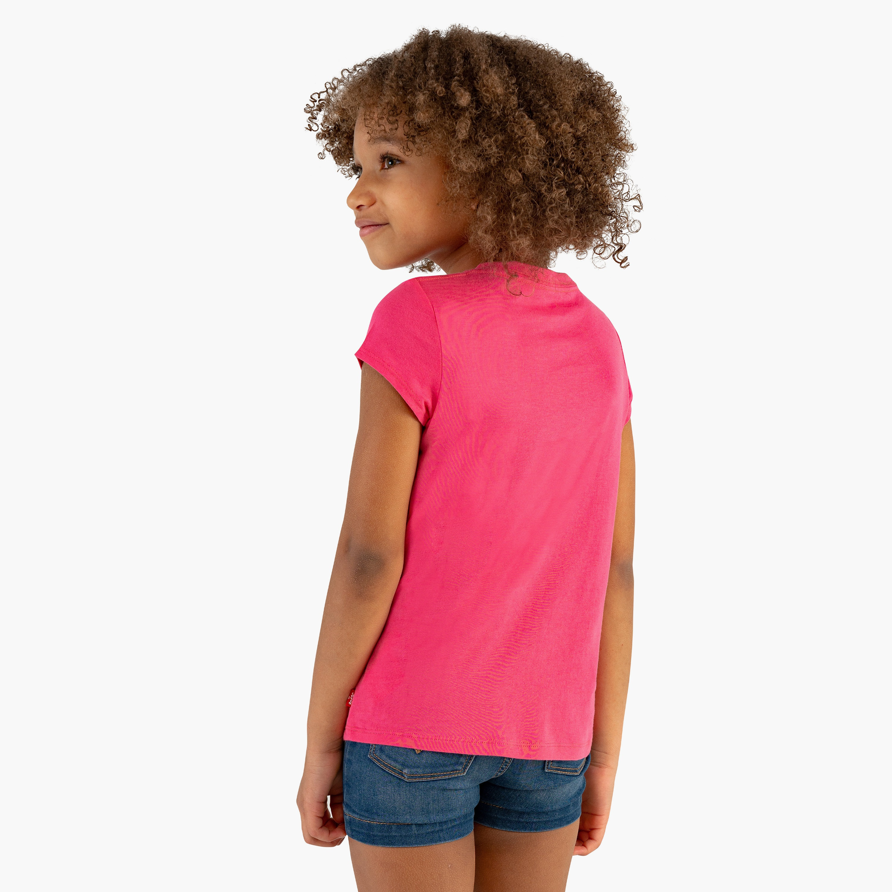 تي شيرت بأكمام قصيرة بطبعة باتوينج من ليفايس-girls-clothing-tshirts-image-5