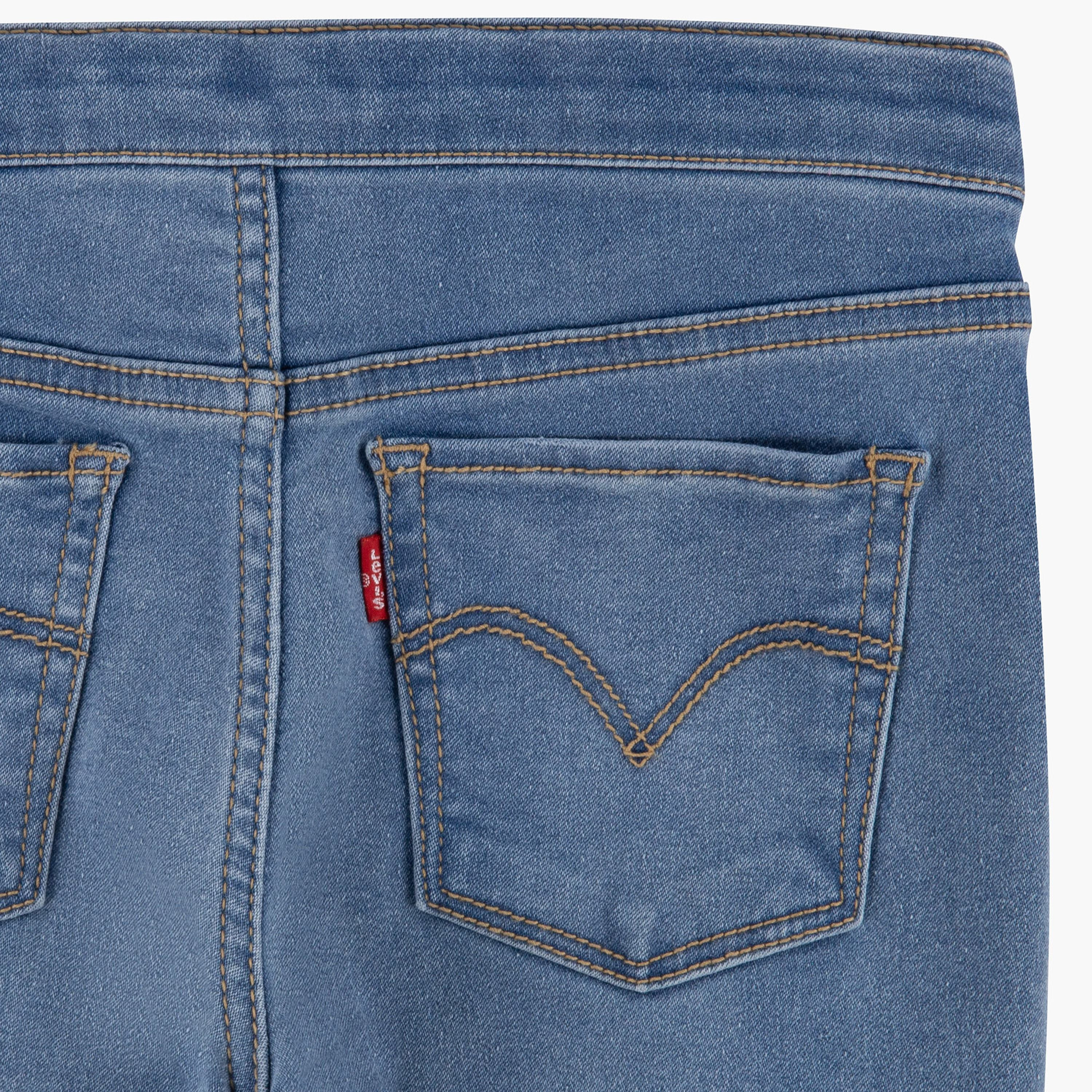 Levis hot sale jeans pocket