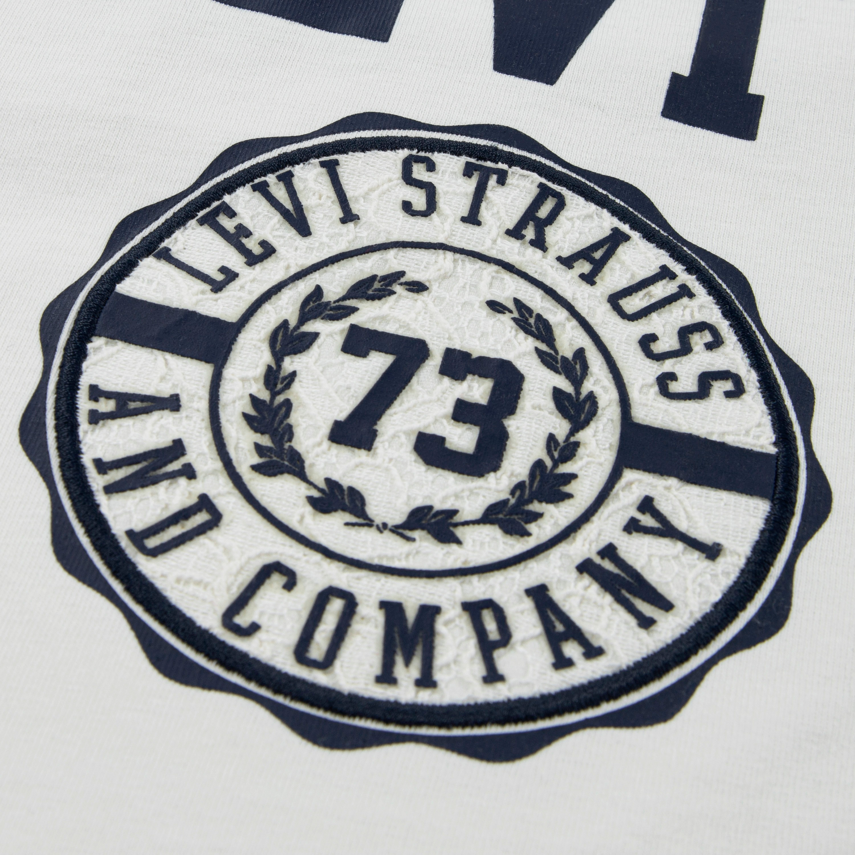 Levi’s Short Sleeves Embroidered Oversized T-Shirt-girls-clothing-tshirts-image-3