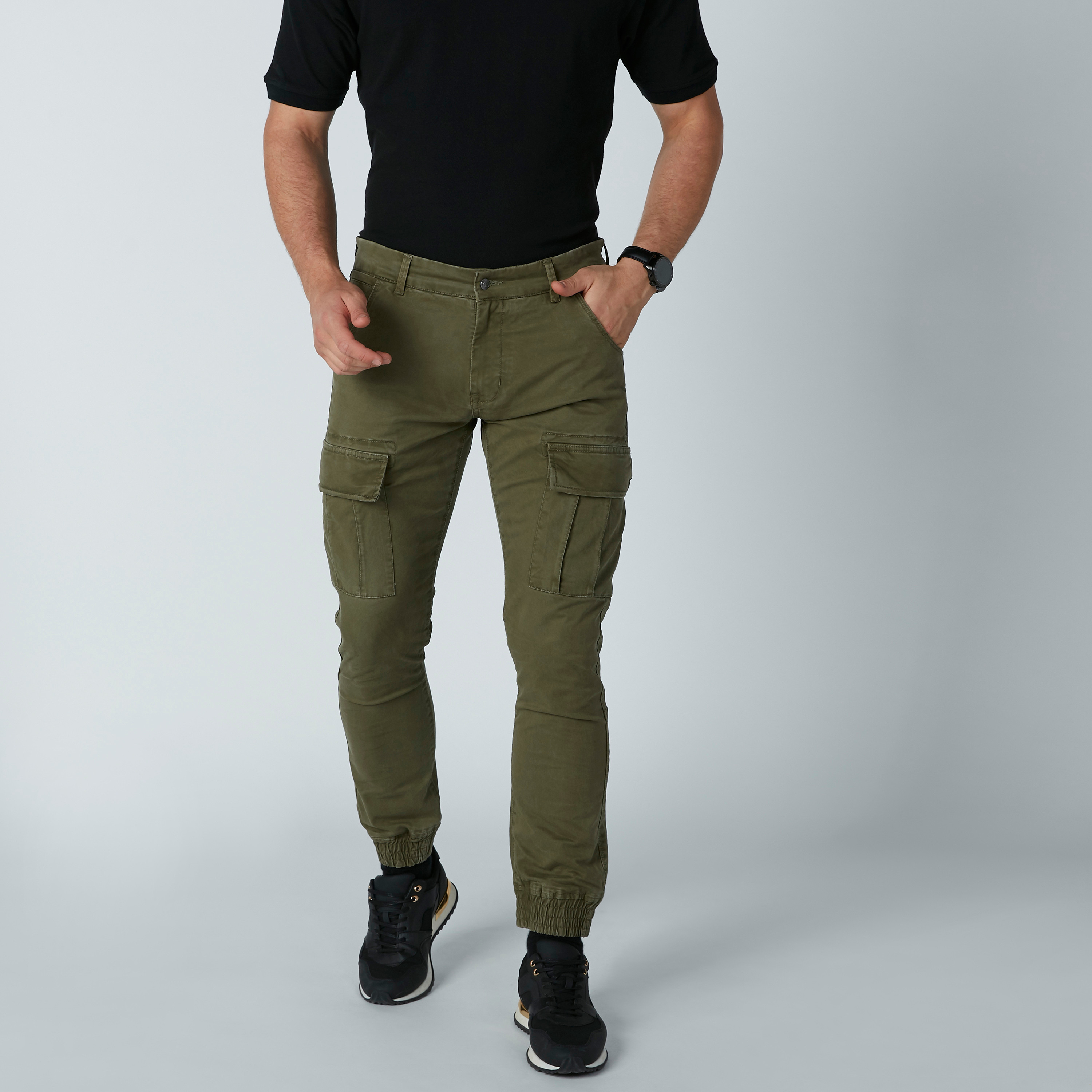 Mens Wyoming Cargo Relaxed Fit Pants | Straight Leg | Lee® | Twill pants, Cargo  pants men, Mens pants
