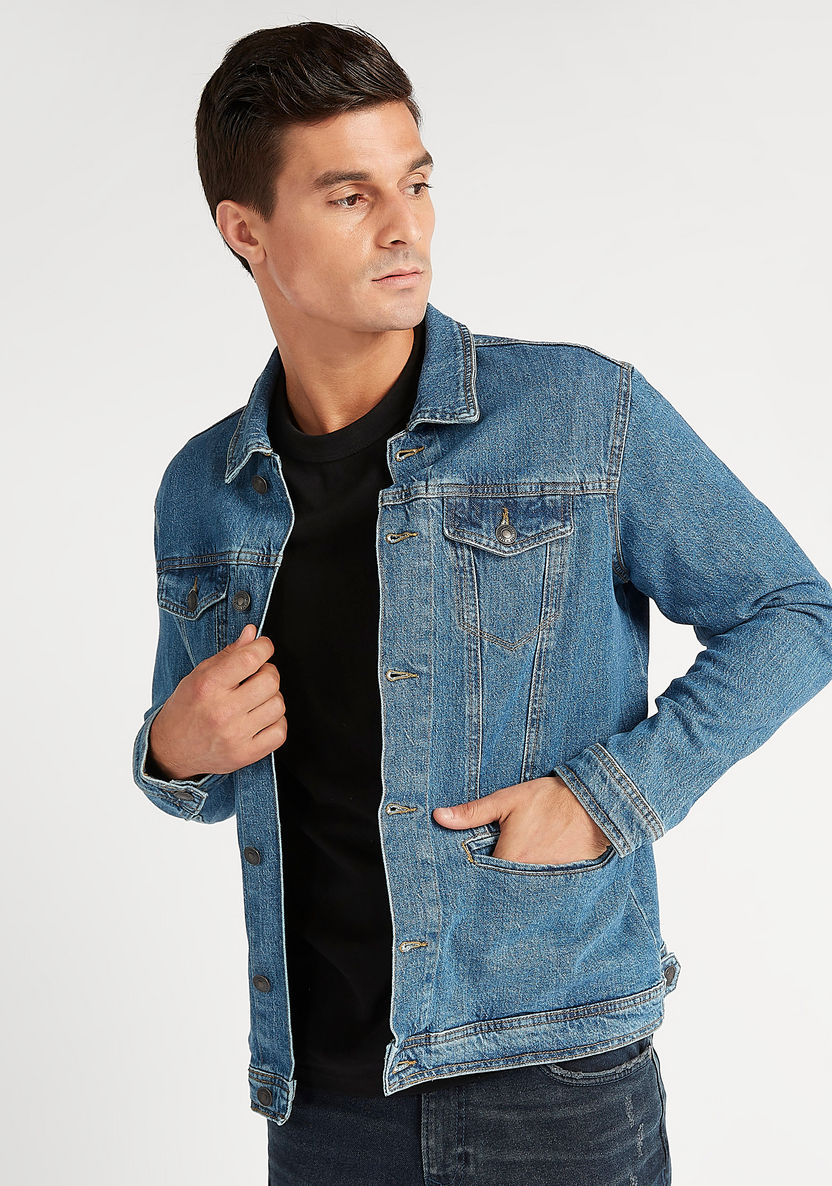 universitetsområde Interconnect vand Buy Men's Sustainable Lee Cooper Denim Jacket with Button Closure and  Collar Online | Centrepoint Bahrain