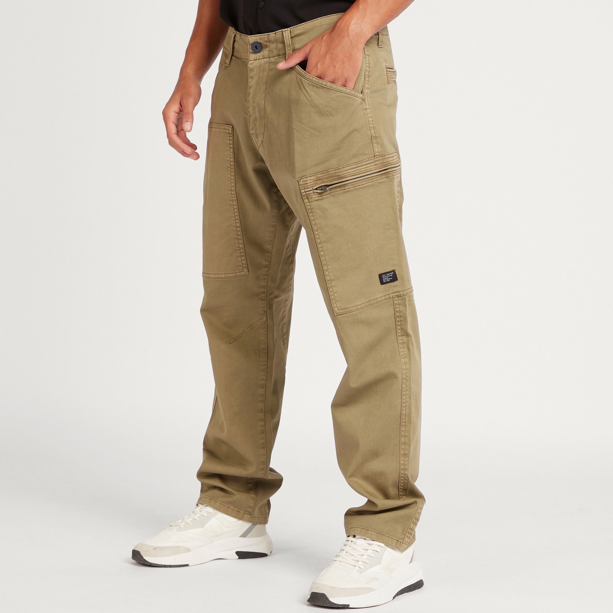 Lee Wyoming Mens Relaxed Fit Cargo Pant | Westland Mall