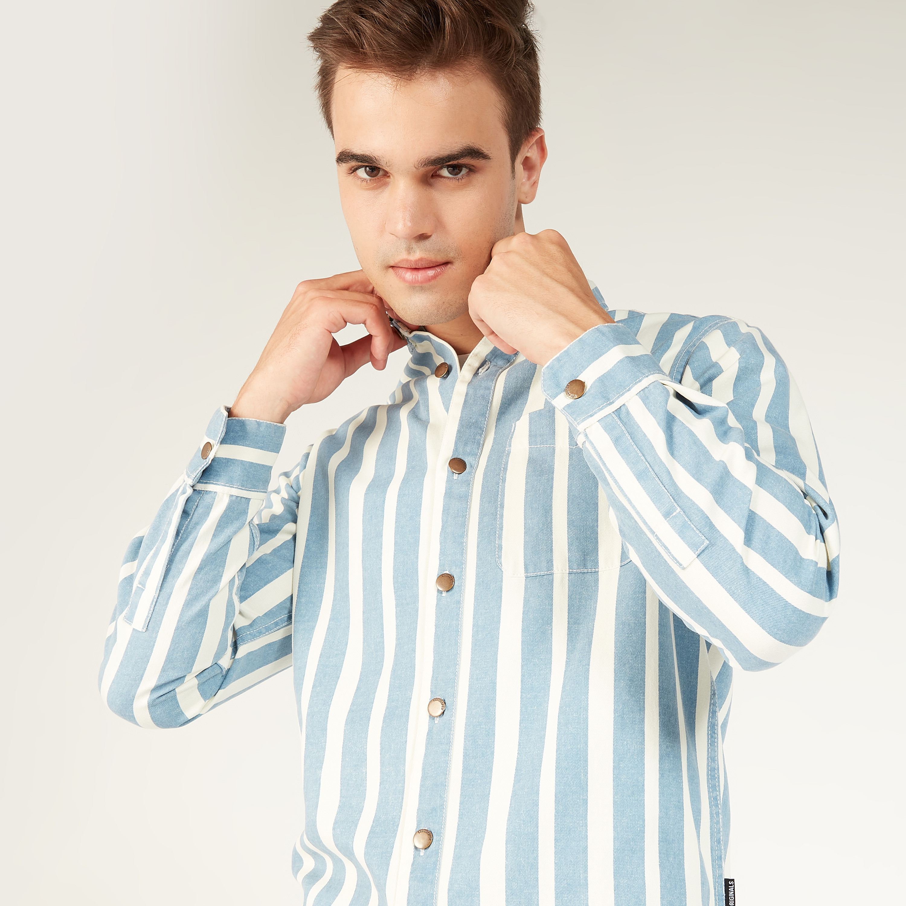 قميص تويل مقلّم بأكمام طويلة وجيب على الصدر من لي كوبر-men-clothing-shirts-image-3